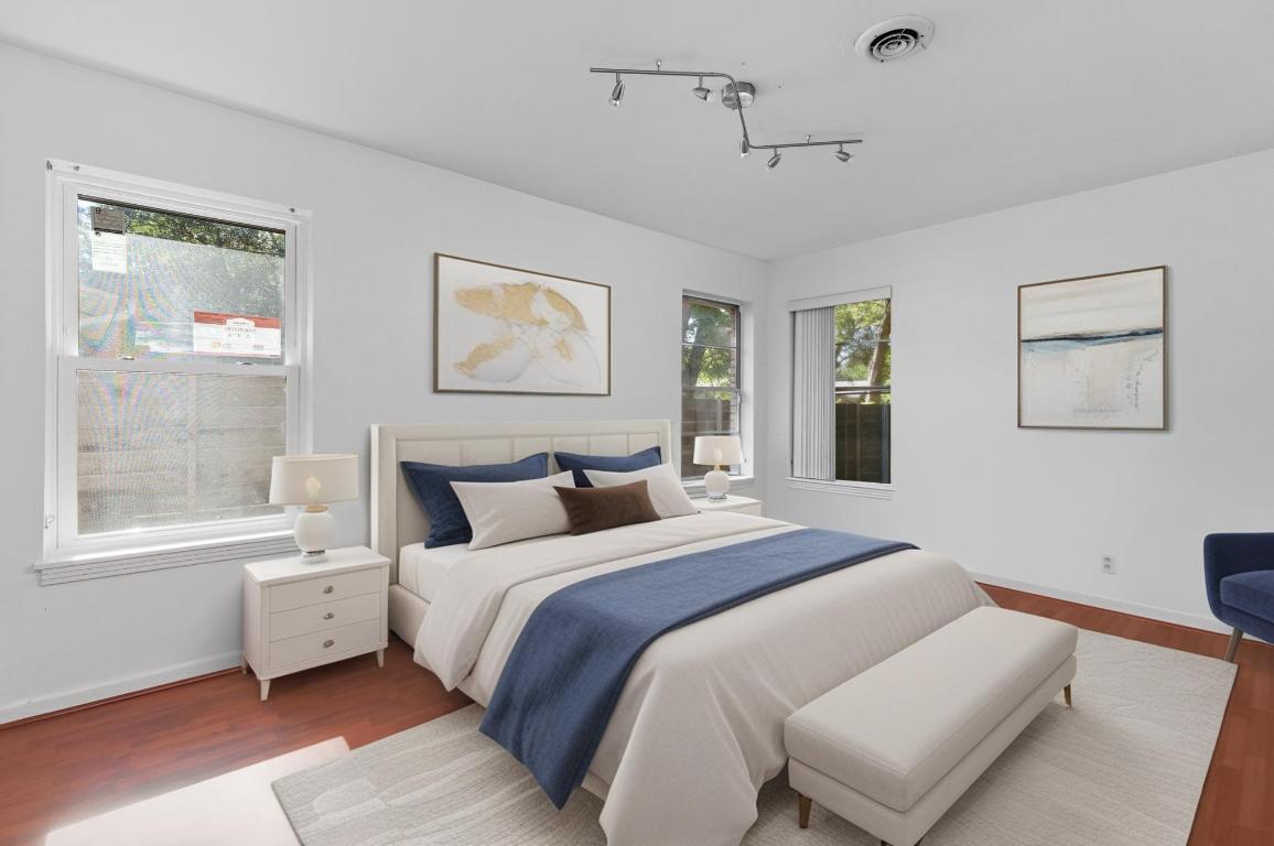Austin, Texas, 78757, United States, 3 Bedrooms Bedrooms, ,2 BathroomsBathrooms,Residential,For Sale,1956821