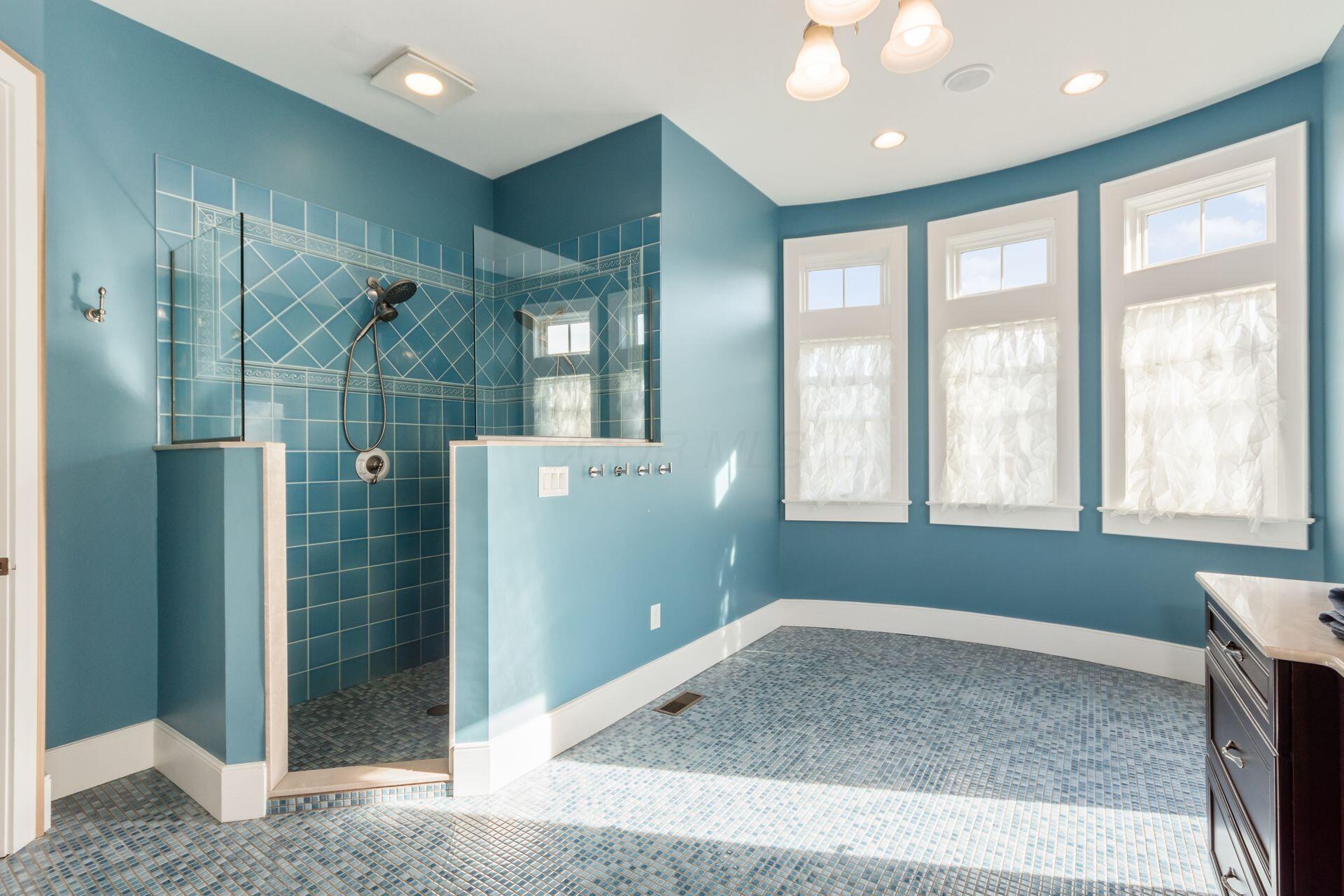 Rockbridge, Ohio, 43149, United States, 8 Bedrooms Bedrooms, ,10 BathroomsBathrooms,Residential,For Sale,1818163