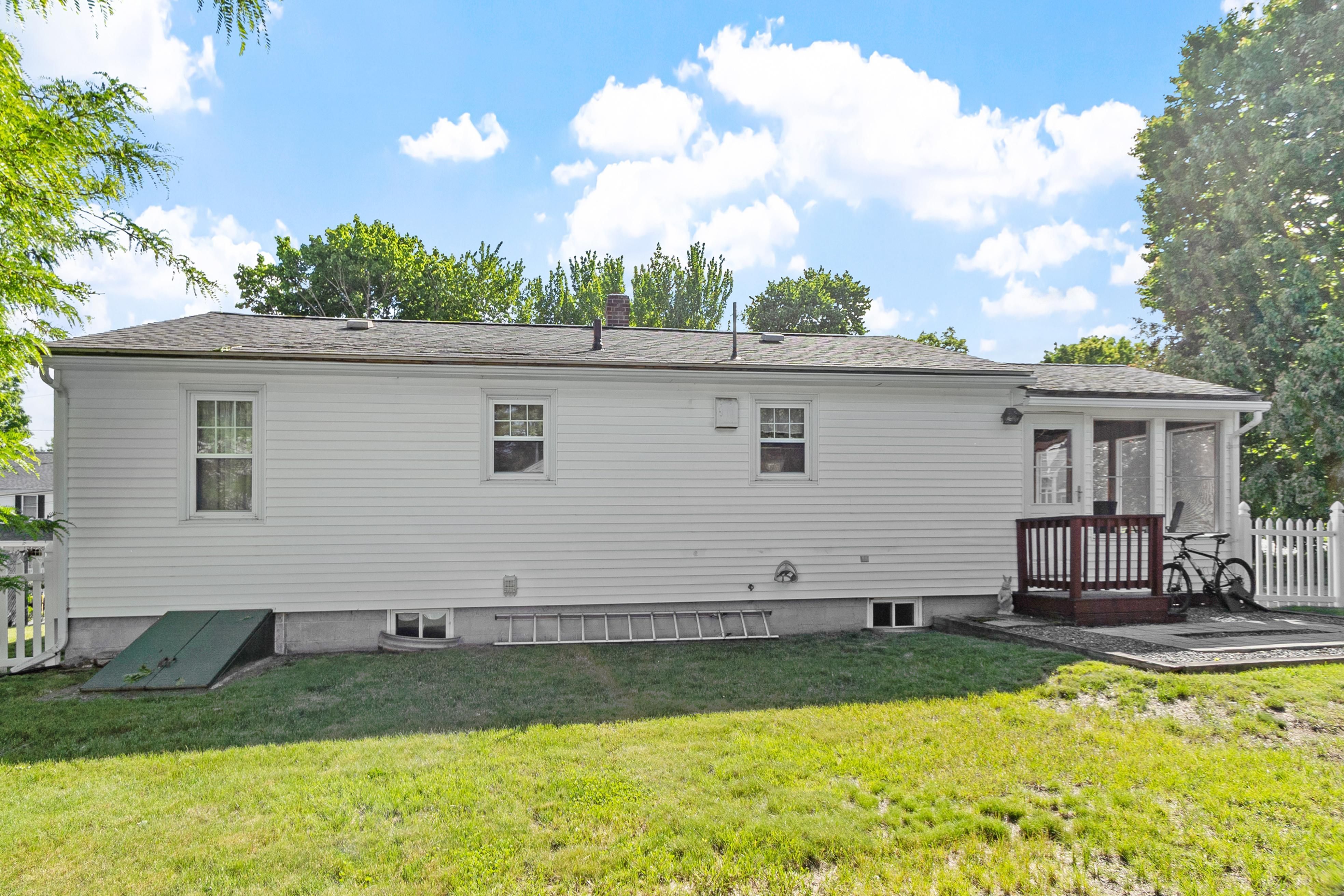  27 Sunset Road, Dracut, MA 01826 - 物件實景