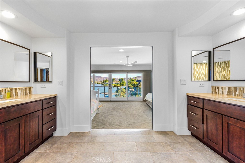 Canyon Lake, California, 92587, United States, 6 Bedrooms Bedrooms, ,5 BathroomsBathrooms,Residential,For Sale,1872277
