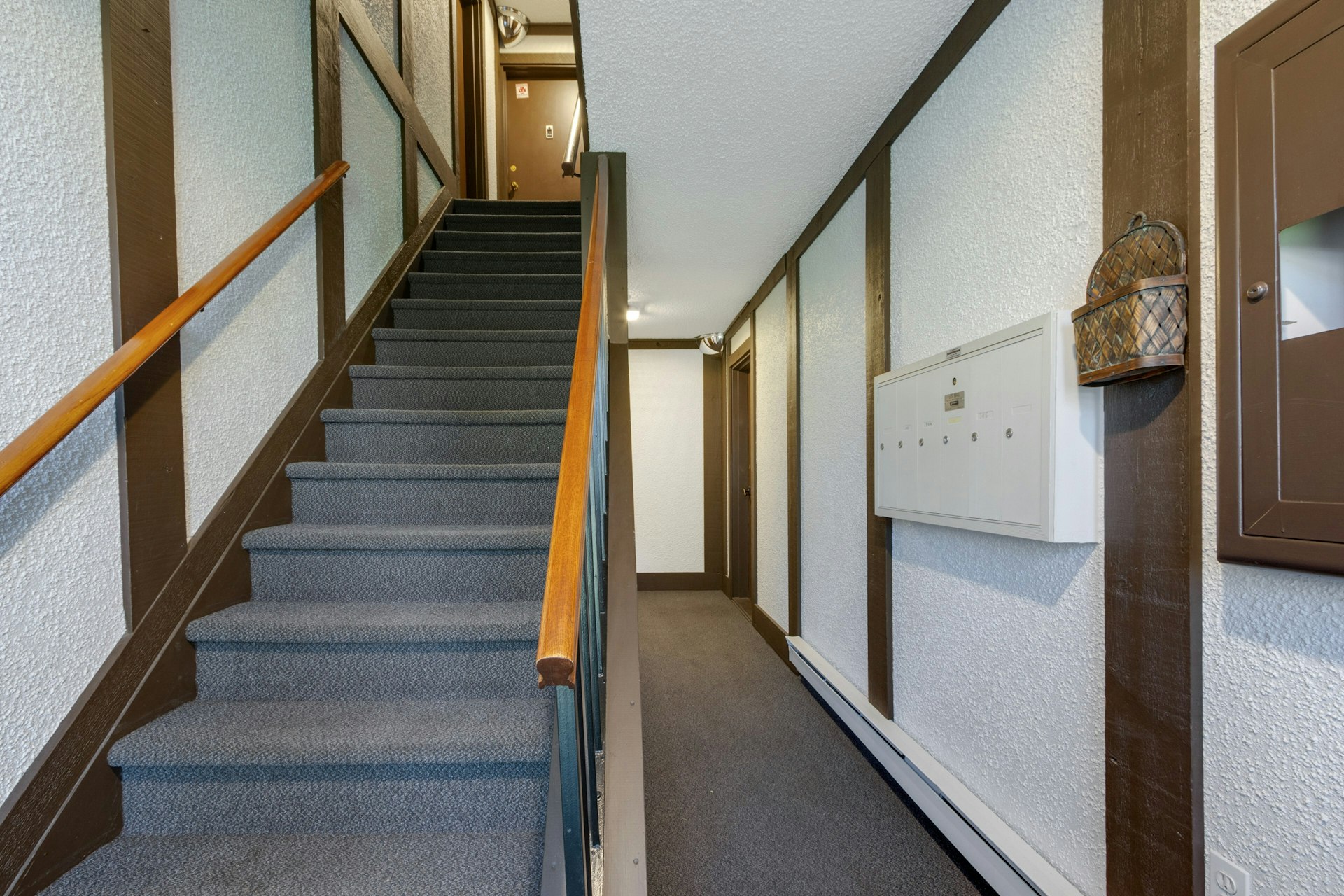  Mountainview Condo - 物件實景