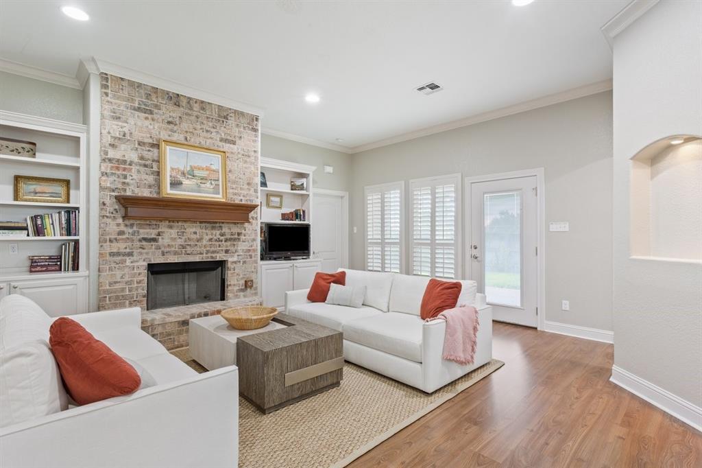 Woodway, Texas, 76712, United States, 3 Bedrooms Bedrooms, ,3 BathroomsBathrooms,Residential,For Sale,1927534