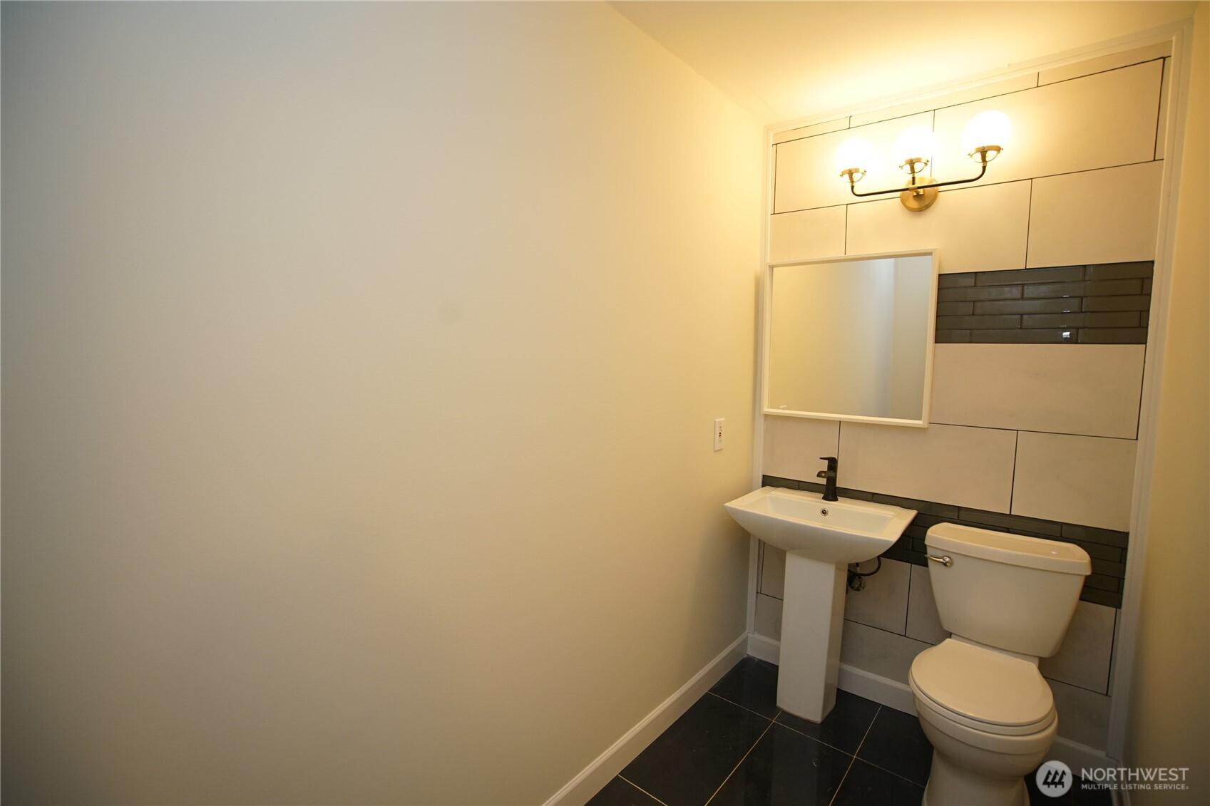 FEDERAL WAY, Washington, 98023, United States, 5 Bedrooms Bedrooms, ,3 BathroomsBathrooms,Residential,For Sale,1997167