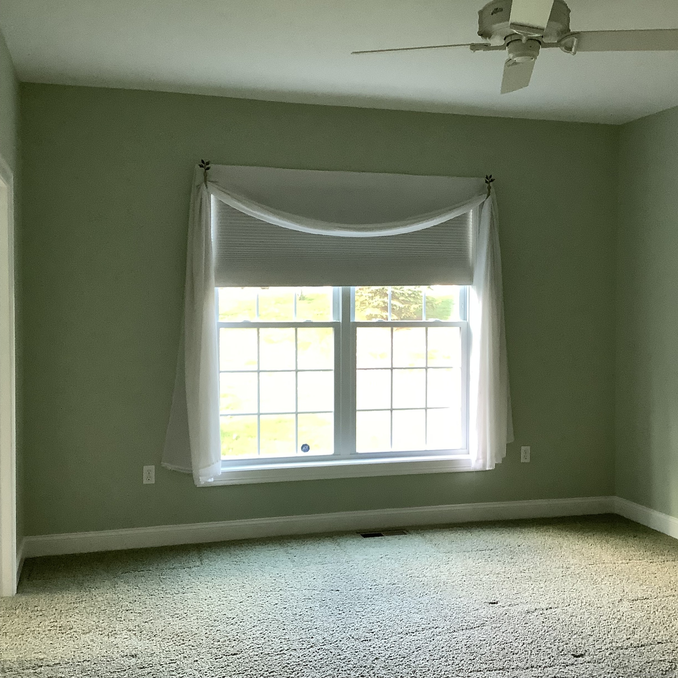 Cromwell, Connecticut, 06416, United States, 2 Bedrooms Bedrooms, ,2 BathroomsBathrooms,Residential,For Sale,1987108