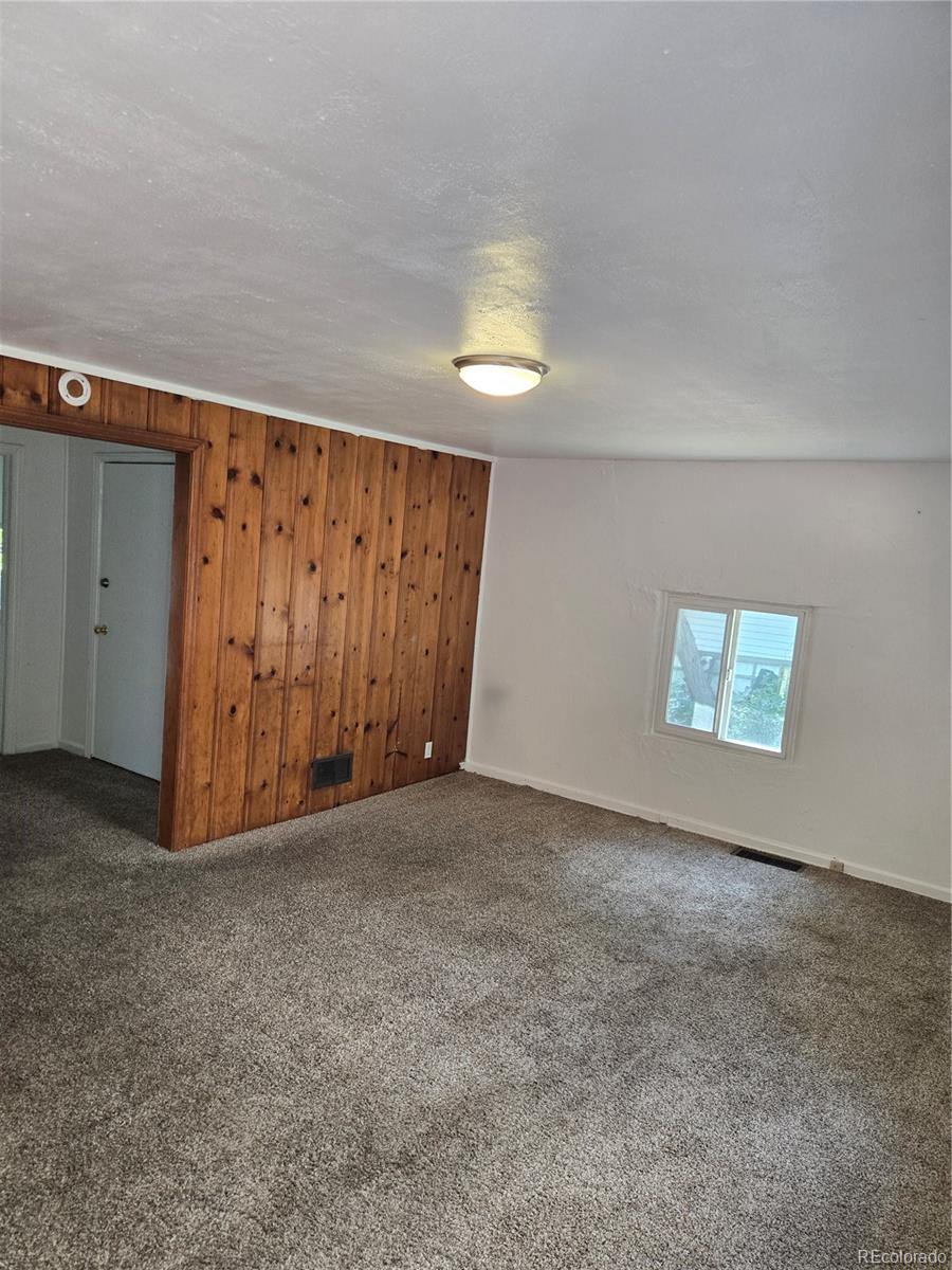 Lakewood, Colorado, 80215, United States, 4 Bedrooms Bedrooms, ,2 BathroomsBathrooms,Residential,For Sale,1875138