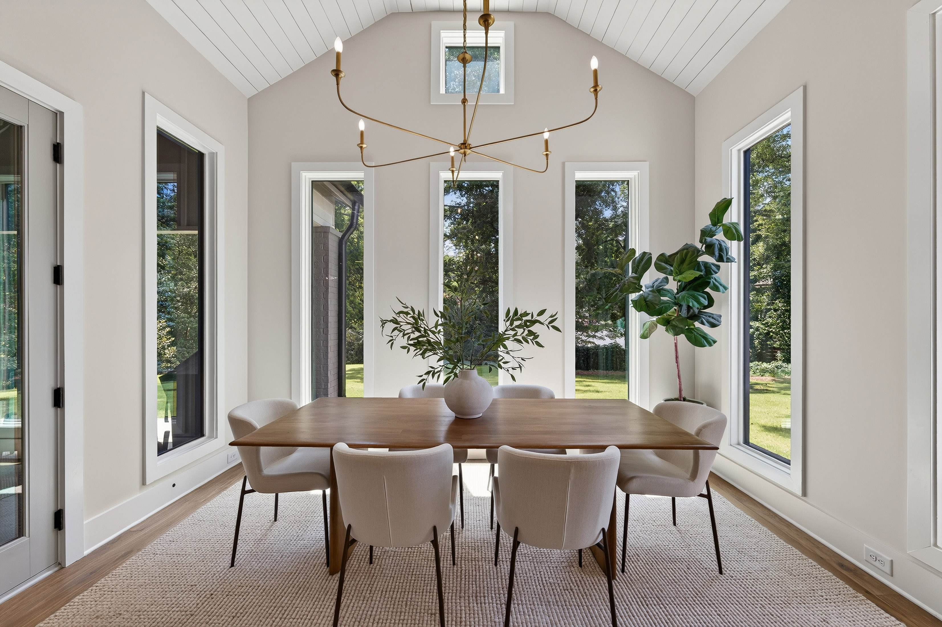  Situated on a Private Cul-de-sac in Downtown Alpharetta - 物件實景
