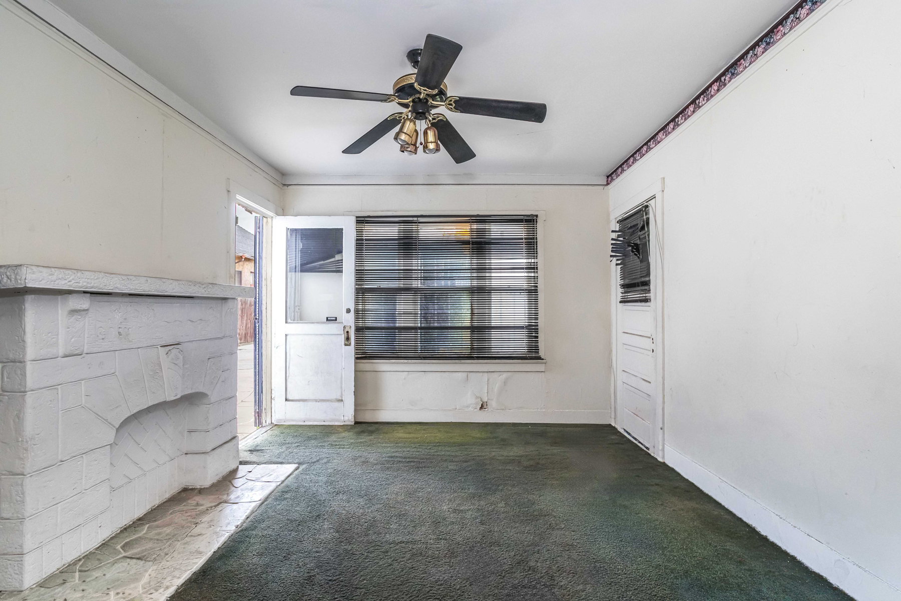  2249 W 29th St - 物件實景