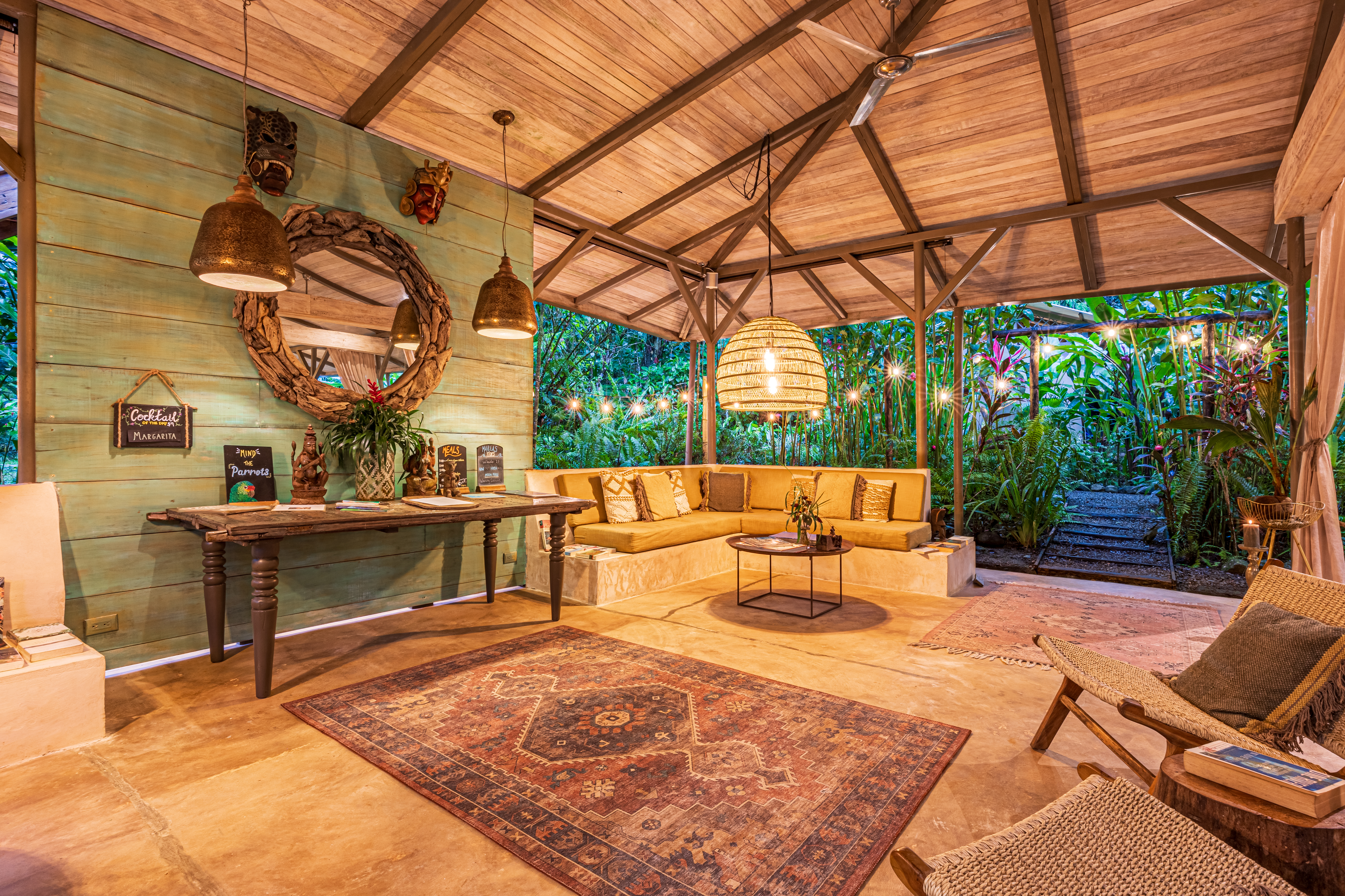 Golfito, Puntarenas, CR, 15 Bedrooms Bedrooms, ,13 BathroomsBathrooms,Residential,For Sale,1903279