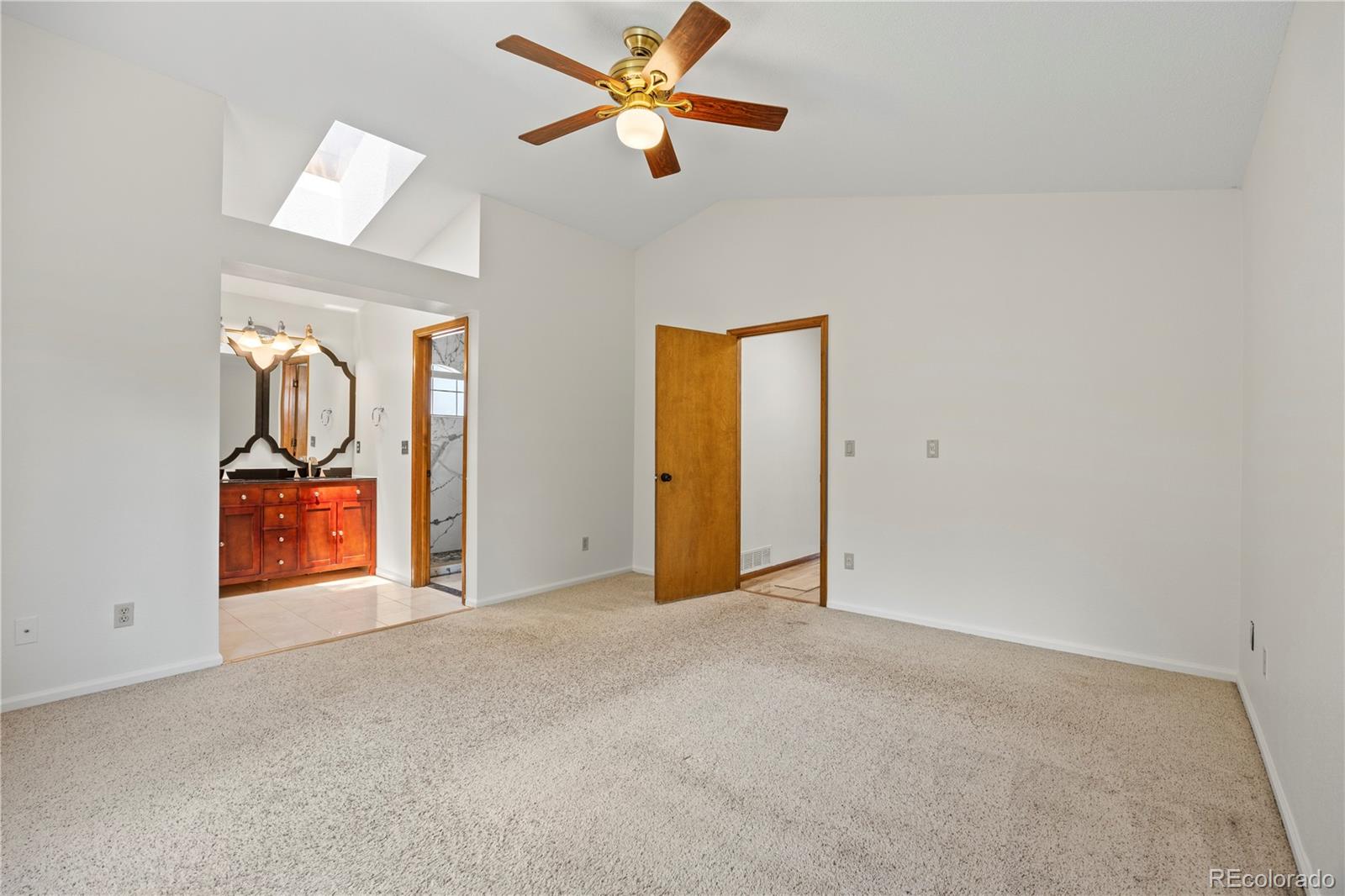 Highlands Ranch, Colorado, 80126, United States, 4 Bedrooms Bedrooms, ,3 BathroomsBathrooms,Residential,For Sale,1883252