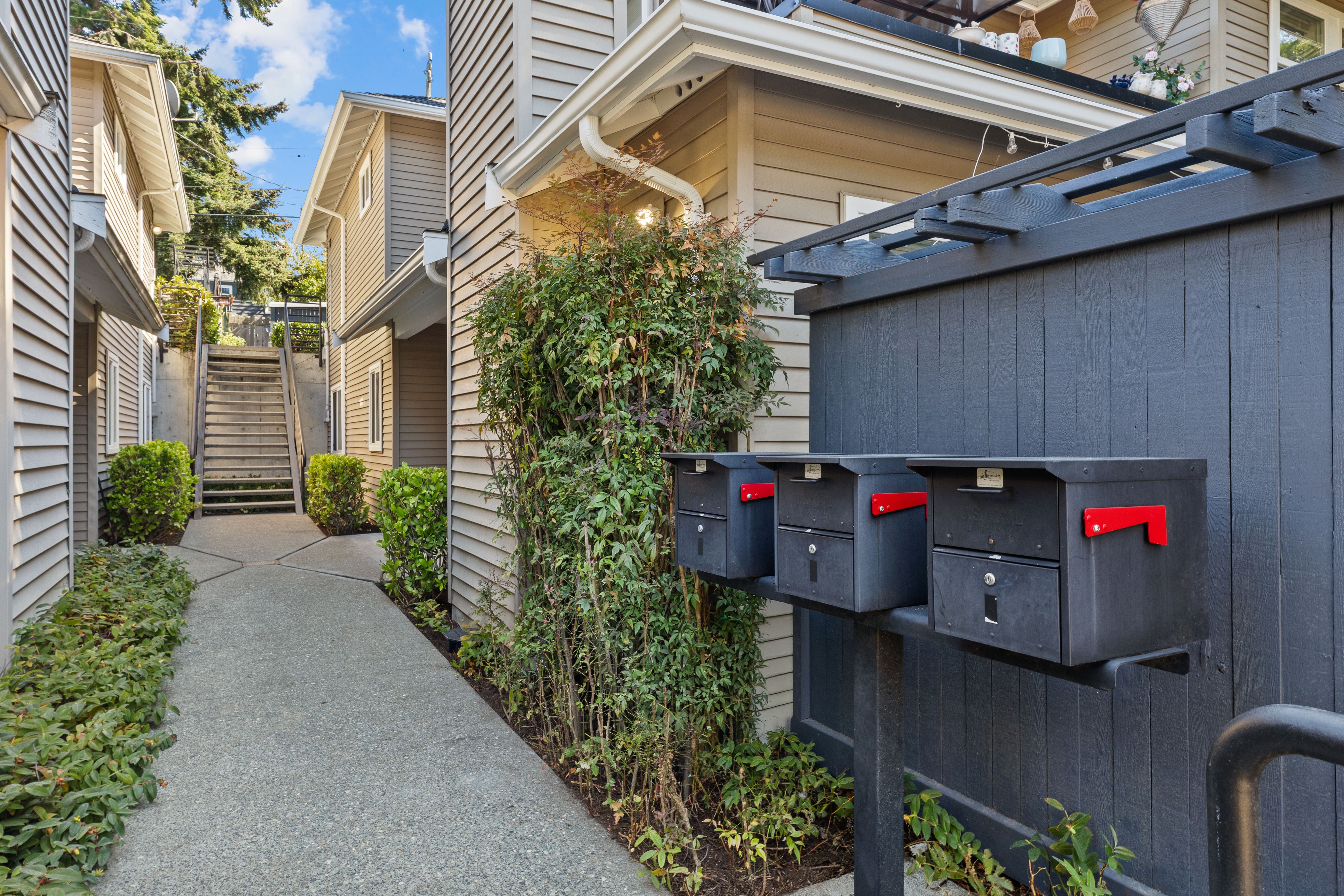  5952 Fauntleroy Wy SW, Seattle, WA 98136 - 物件實景