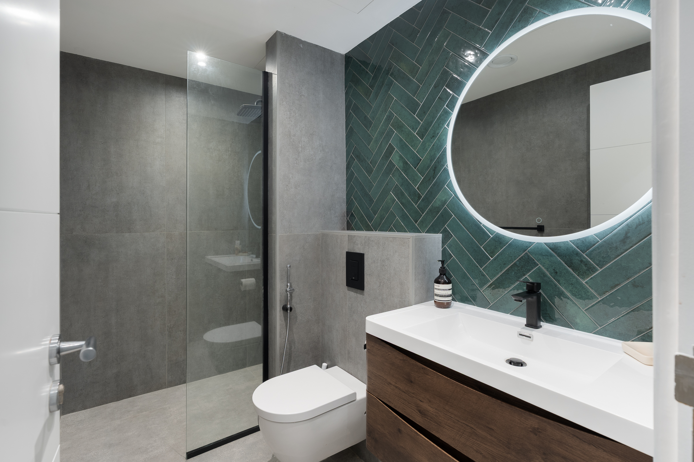  Stylish Semi-Upgraded Villa in Jumeirah Park - 物件實景