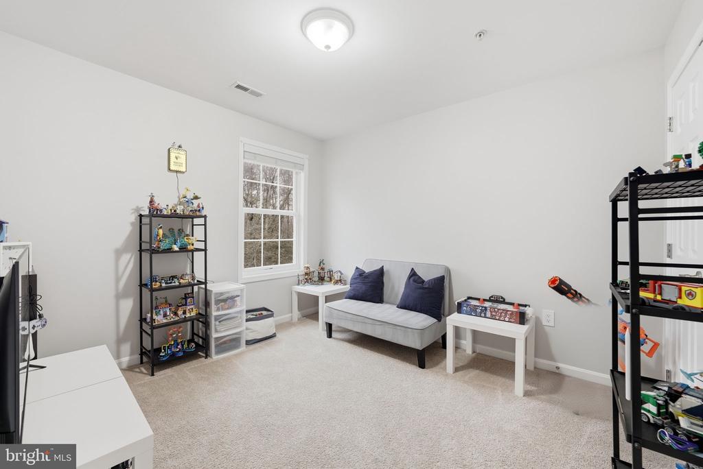 White Plains, Maryland, 20695, United States, 4 Bedrooms Bedrooms, ,3 BathroomsBathrooms,Residential,For Sale,2036996