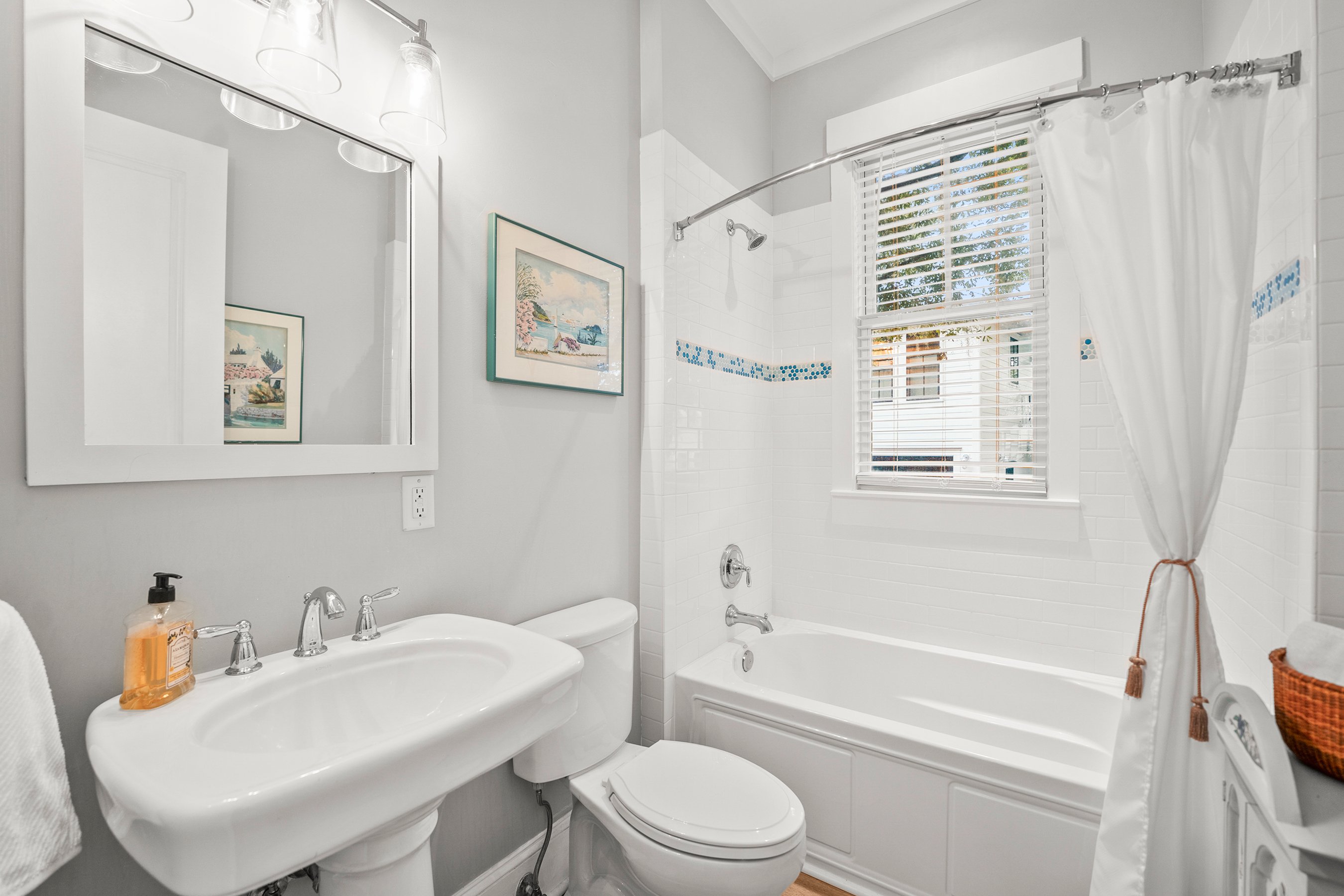 Beaufort, South Carolina, 29906, United States, 2 Bedrooms Bedrooms, ,2 BathroomsBathrooms,Residential,For Sale,1982171