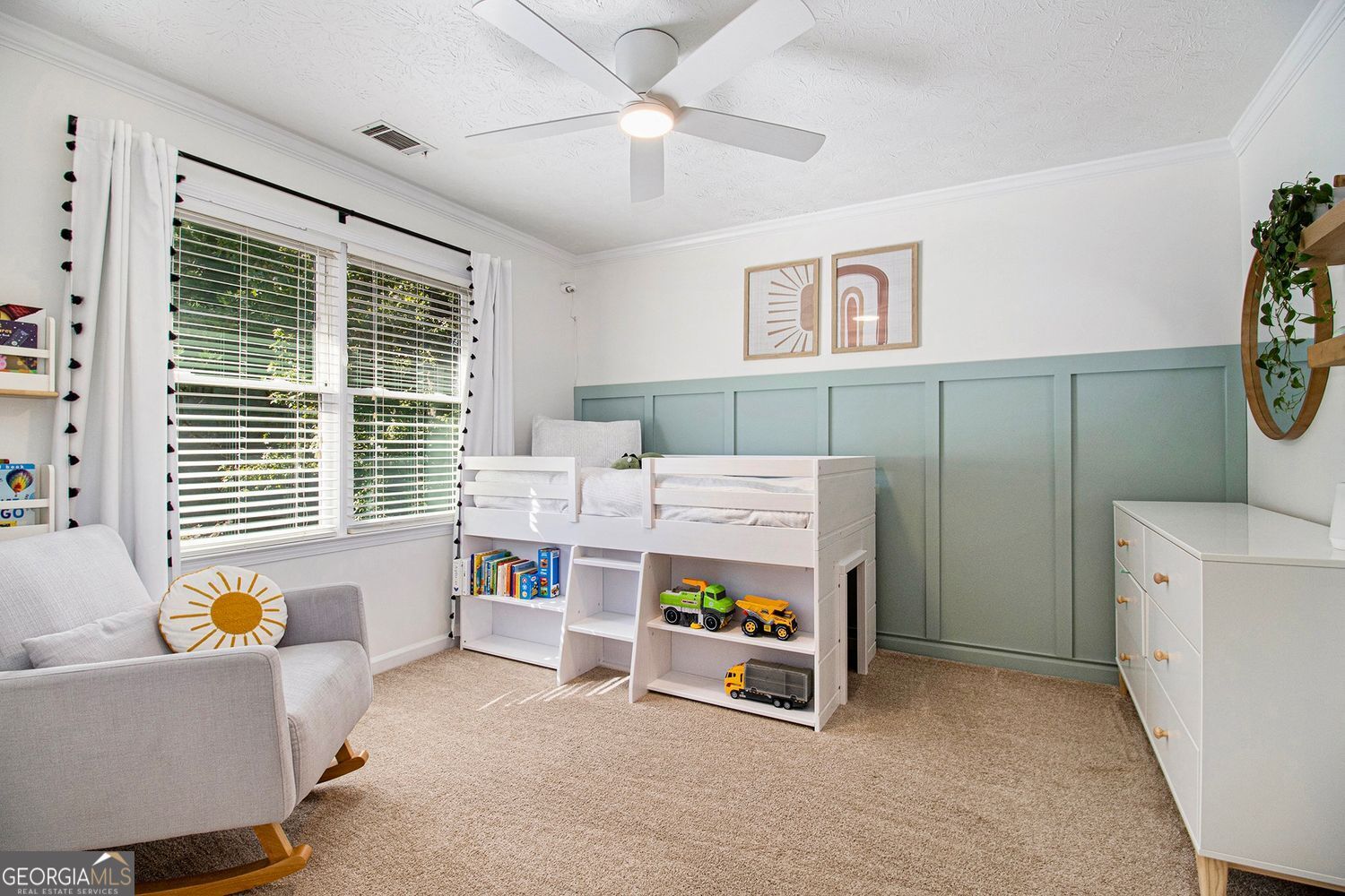 Alpharetta, Georgia, 30004, United States, 4 Bedrooms Bedrooms, ,3 BathroomsBathrooms,Residential,For Sale,1968344