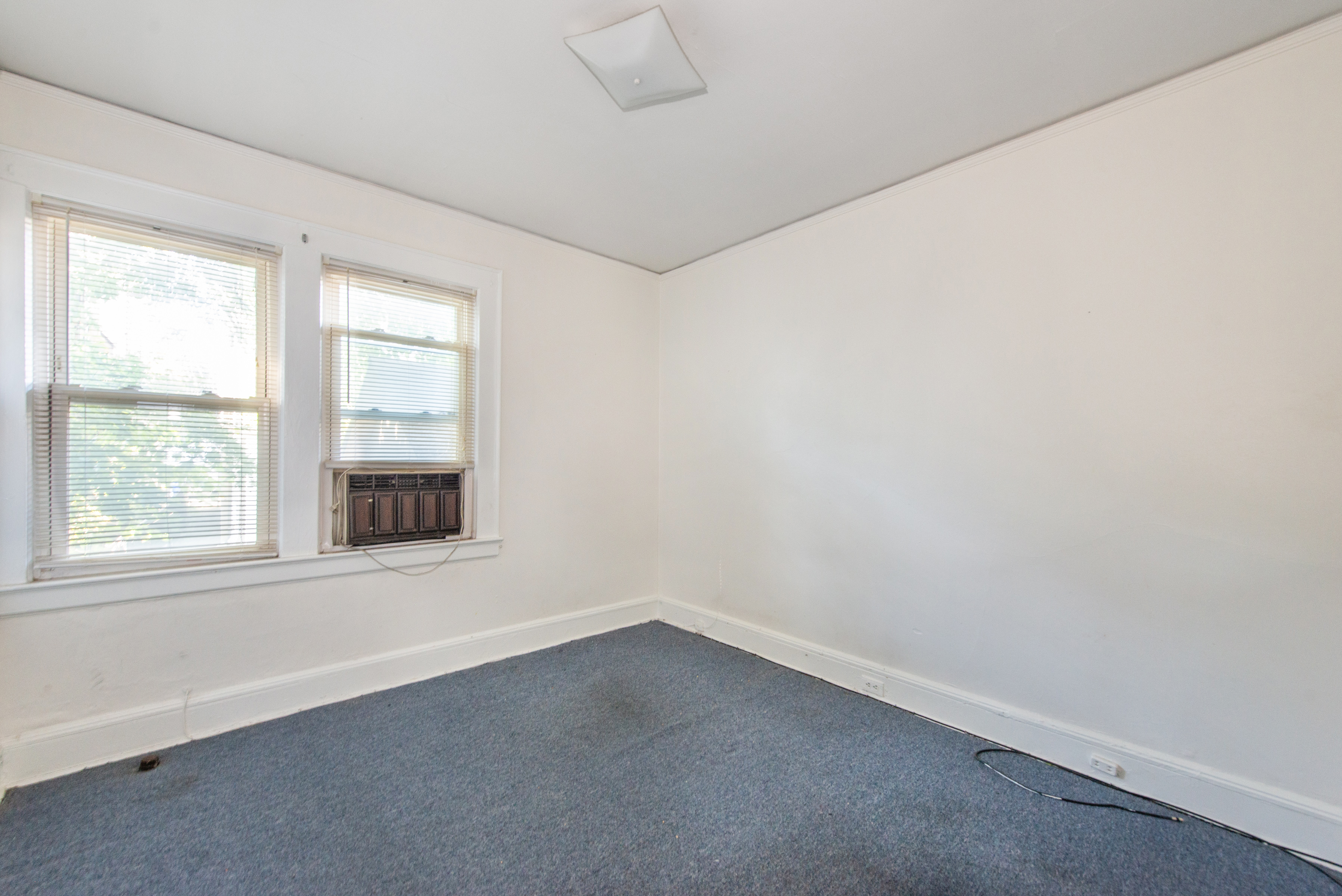 Belleville, New Jersey, 07109, United States, 4 Bedrooms Bedrooms, ,2 BathroomsBathrooms,Residential,For Sale,1977924