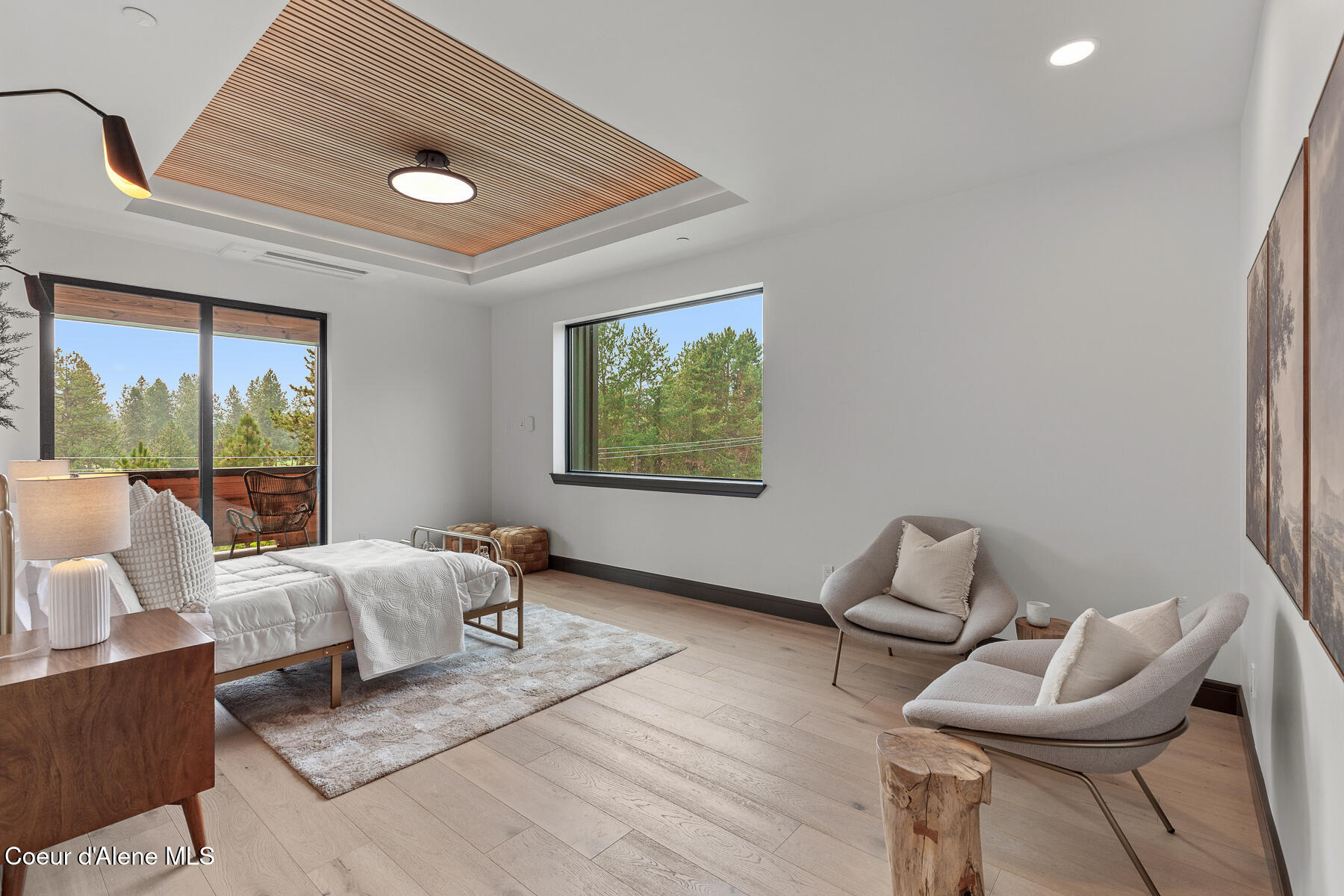 Coeur d'Alene, Idaho, 83814, United States, 3 Bedrooms Bedrooms, ,4 BathroomsBathrooms,Residential,For Sale,1977257