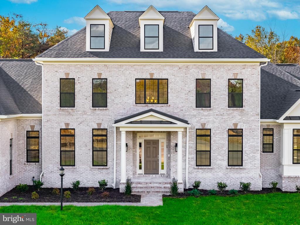 Oak Hill, Virginia, 20171, United States, 1 Bedroom Bedrooms, ,2 BathroomsBathrooms,Residential,For Sale,1984507