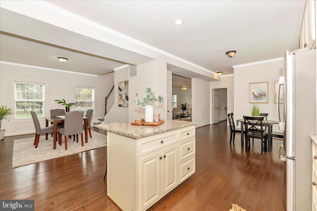 Frederick, Maryland, 21702, United States, 4 Bedrooms Bedrooms, ,3 BathroomsBathrooms,Residential,For Sale,1987380