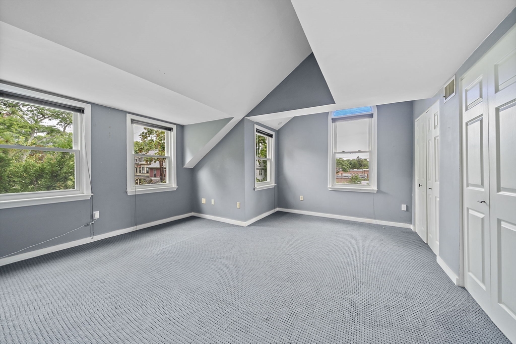 Boston, Massachusetts, 02130, United States, 4 Bedrooms Bedrooms, ,3 BathroomsBathrooms,Residential,For Sale,1925445