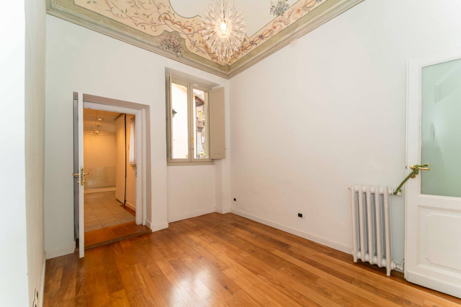 Torino, Torino, 10100, IT, 3 Bedrooms Bedrooms, ,4 BathroomsBathrooms,Residential,For Sale,1989307