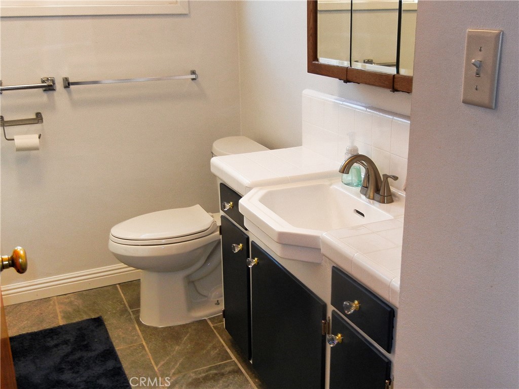 Ontario, California, 91762, United States, 4 Bedrooms Bedrooms, ,1 BathroomBathrooms,Residential,For Sale,1936943