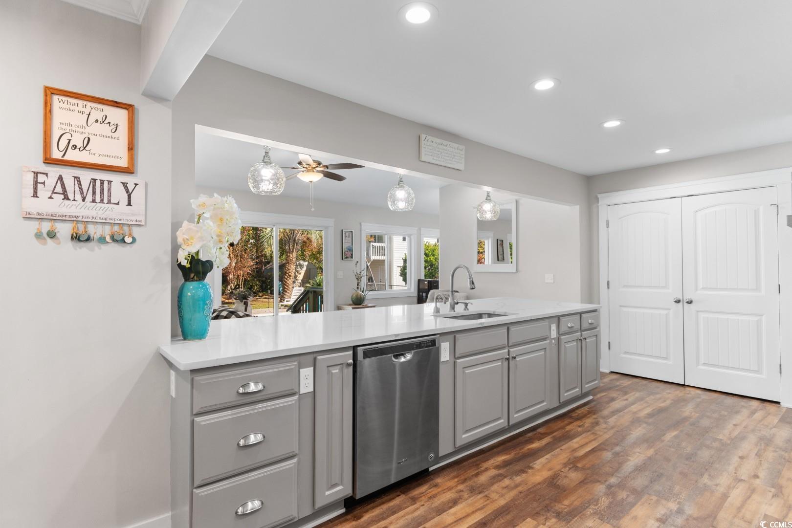 Murrells Inlet, South Carolina, 29576, United States, 4 Bedrooms Bedrooms, ,5 BathroomsBathrooms,Residential,For Sale,1988636