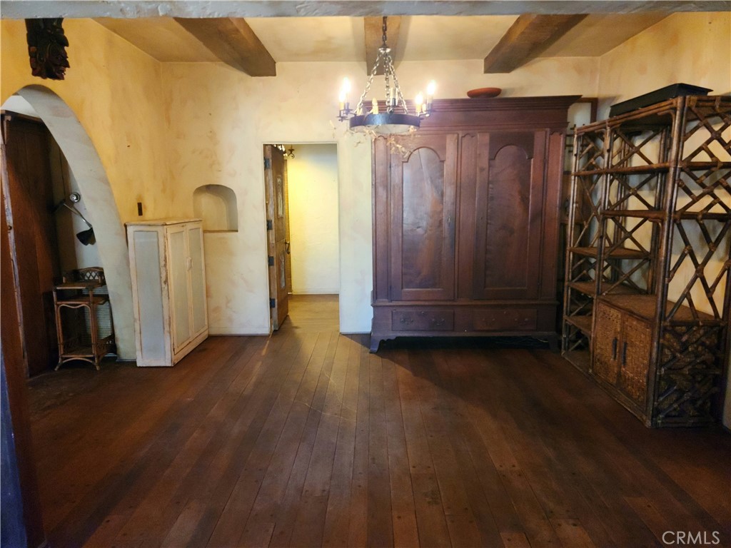 Riverside, California, 92501, United States, 4 Bedrooms Bedrooms, ,2 BathroomsBathrooms,Residential,For Sale,1966223