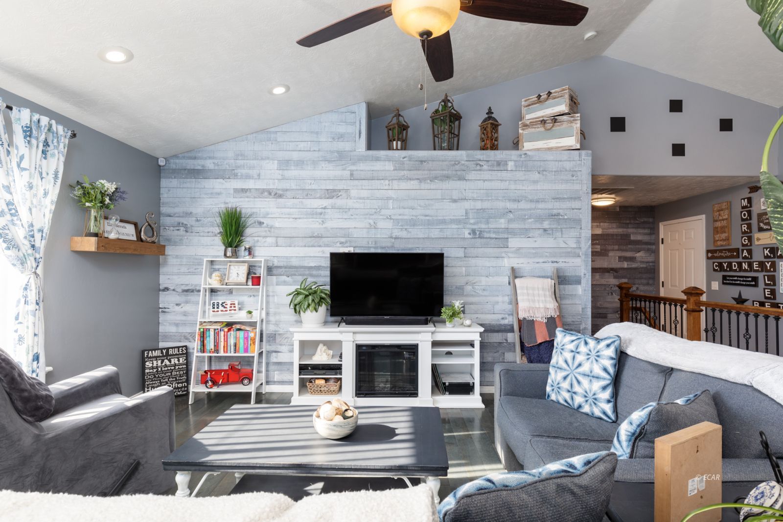 Elko, Nevada, 89801, United States, 5 Bedrooms Bedrooms, ,3 BathroomsBathrooms,Residential,For Sale,1691636