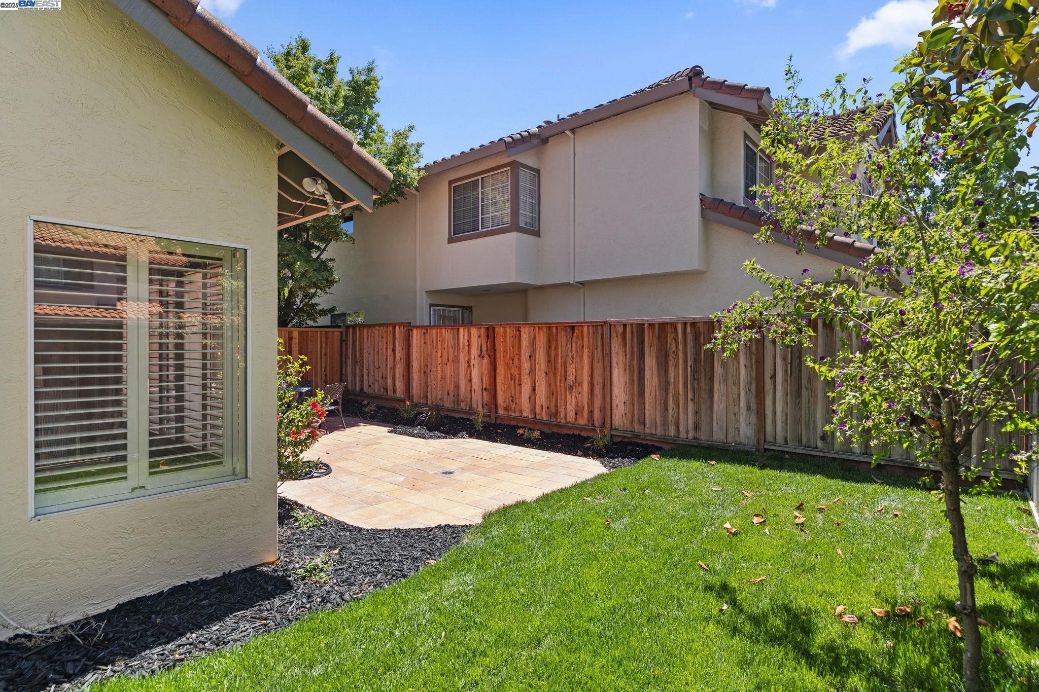 Pleasanton, California, 94566, United States, 4 Bedrooms Bedrooms, ,2 BathroomsBathrooms,Residential,For Sale,1901114