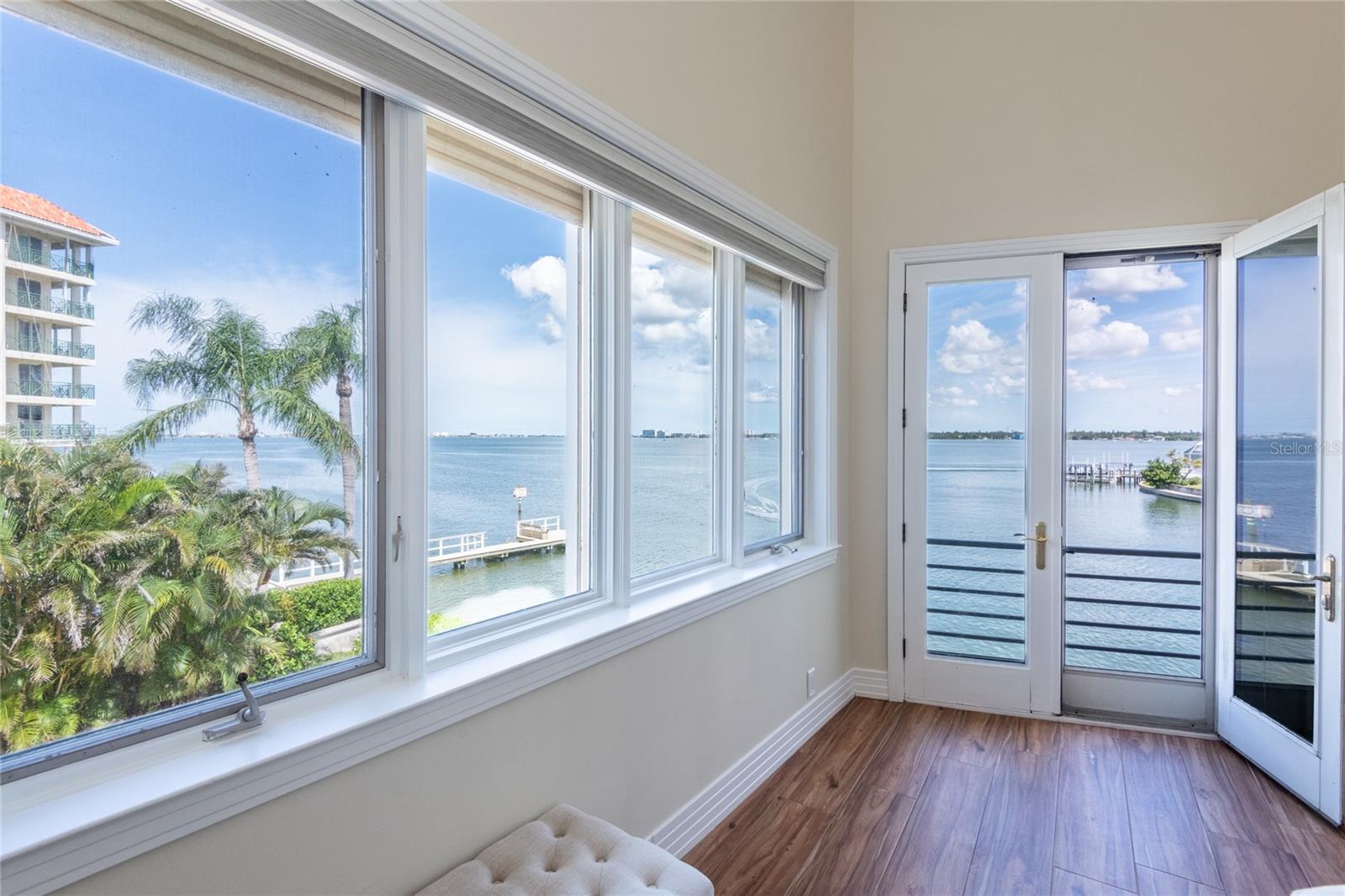 St. Petersburg, Florida, 33711, United States, 4 Bedrooms Bedrooms, ,4 BathroomsBathrooms,Residential,For Sale,1900665