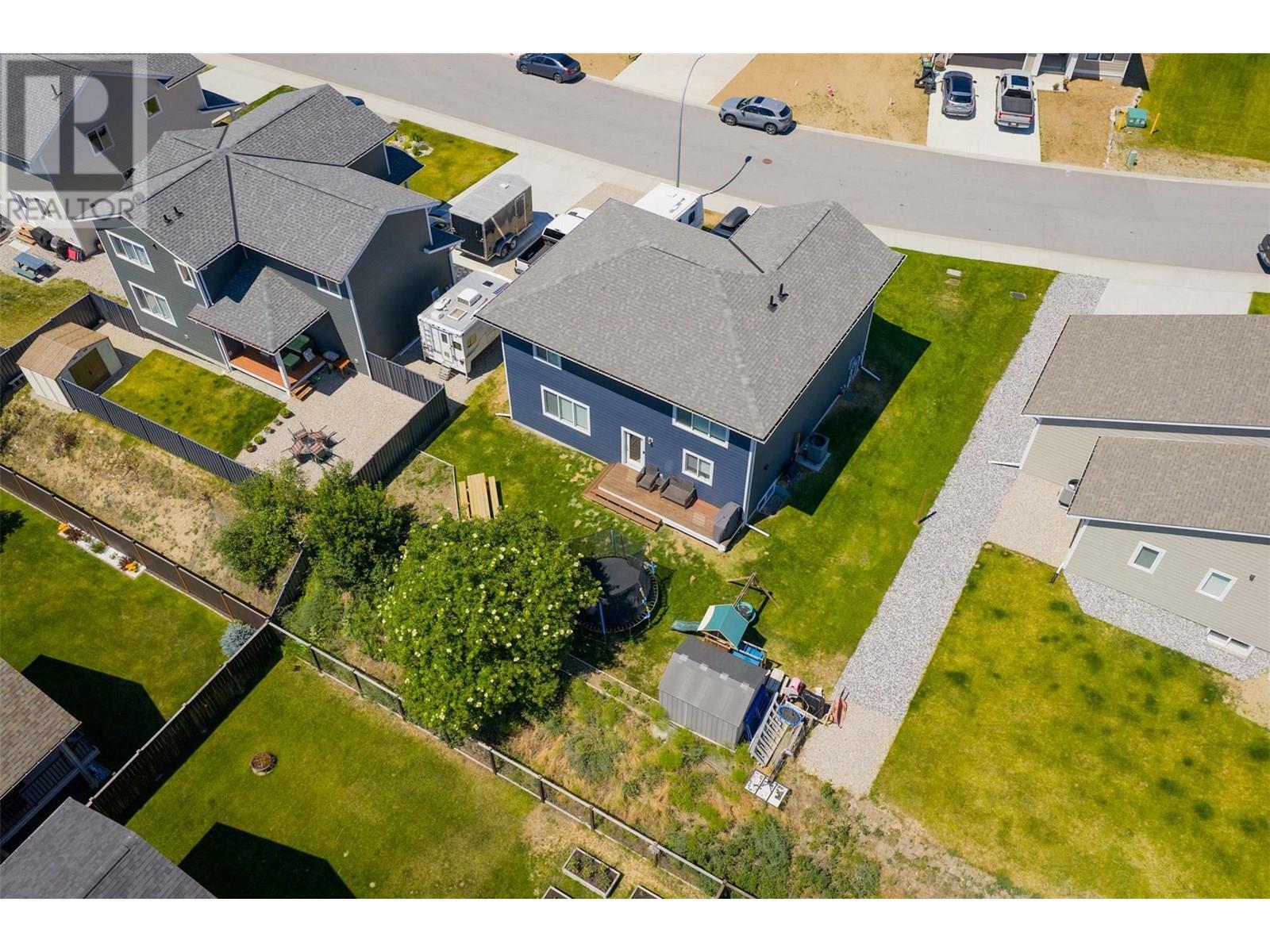 CASTLEGAR, British Columbia, V1N 4X8, CA, 6 Bedrooms Bedrooms, ,3 BathroomsBathrooms,Residential,For Sale,1883021