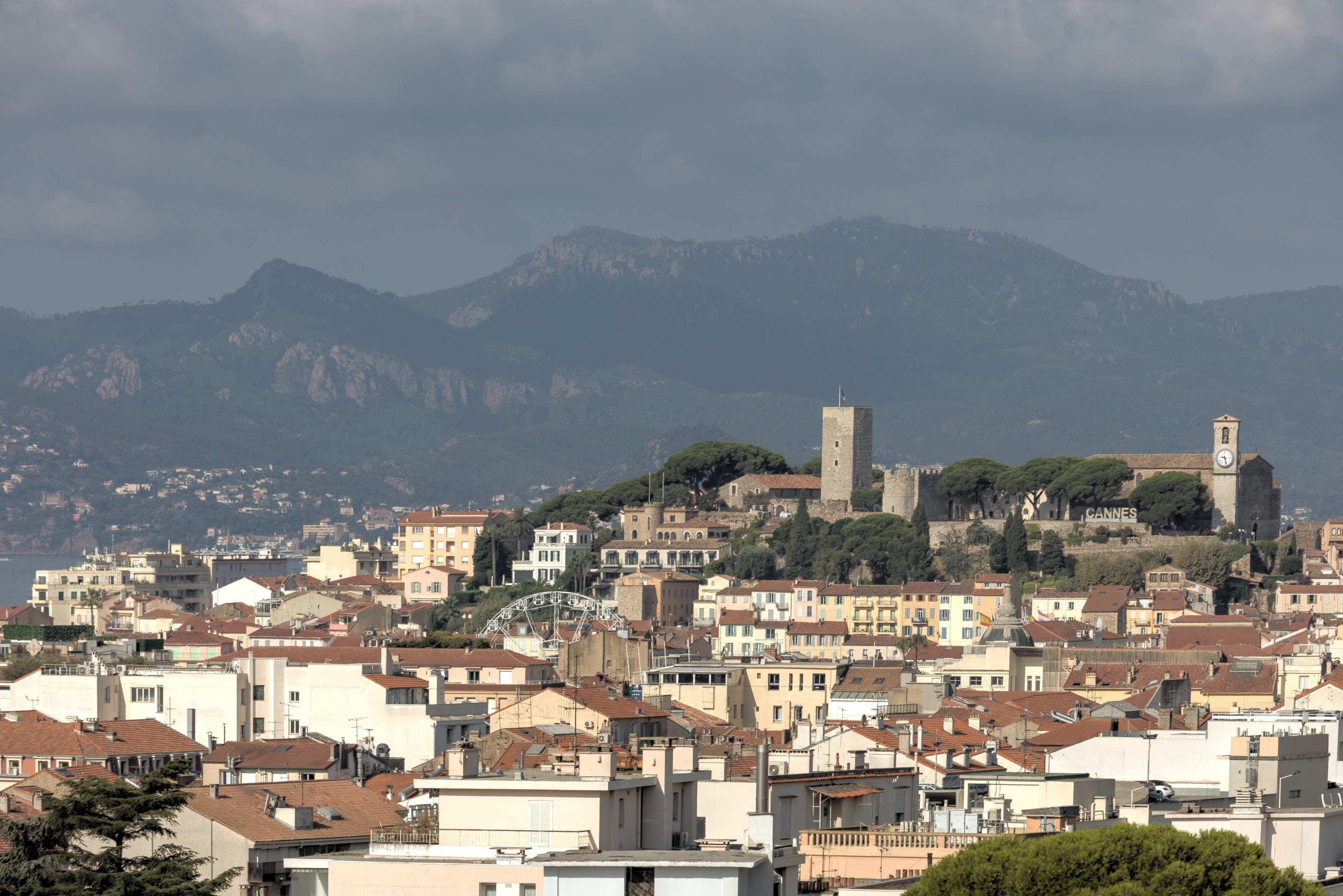 Sole agent: Renovated 3-room penthouse with sea view in Cannes Montfleury. - 物件實景