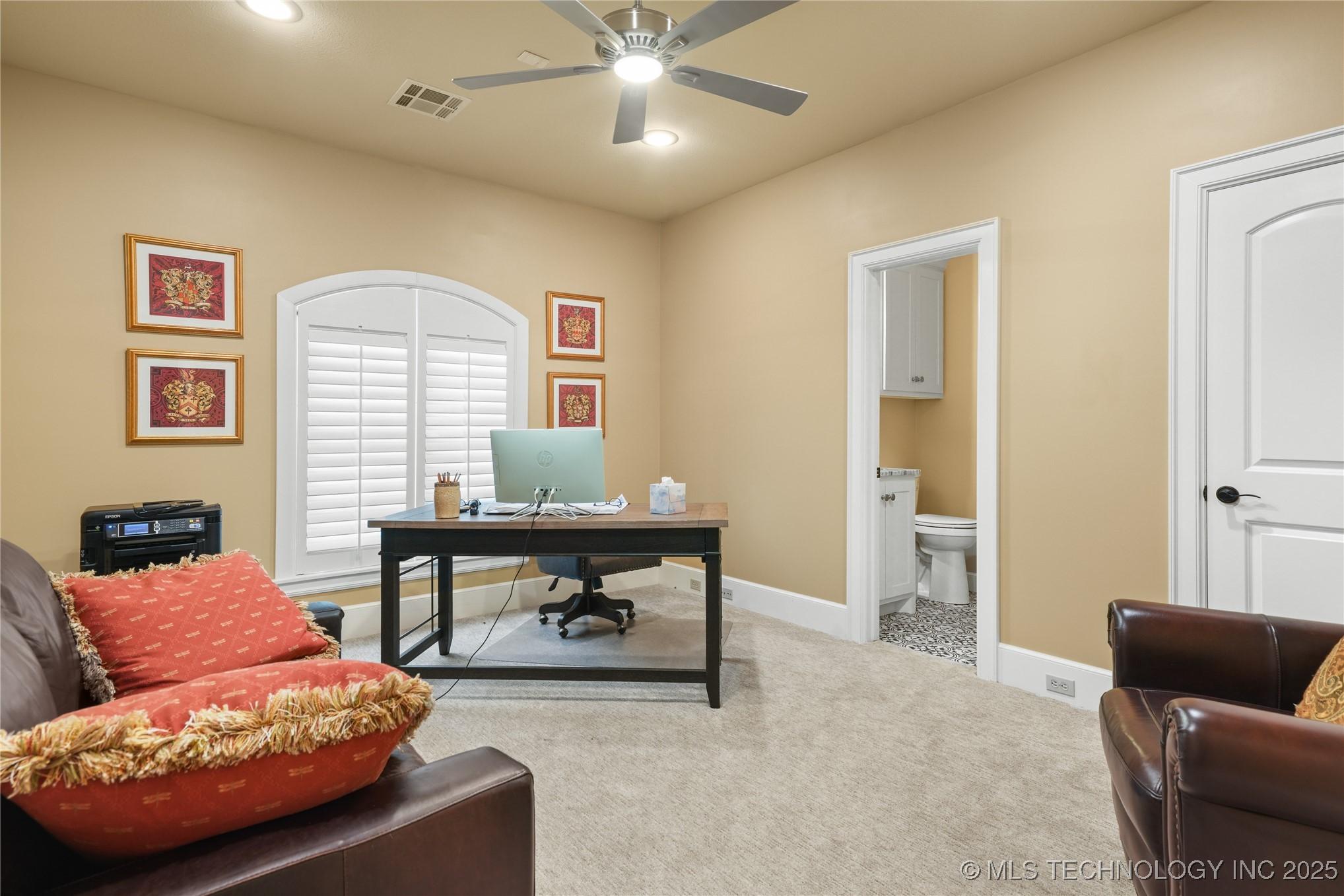 Muskogee, Oklahoma, 74403, United States, 4 Bedrooms Bedrooms, ,5 BathroomsBathrooms,Residential,For Sale,1980676