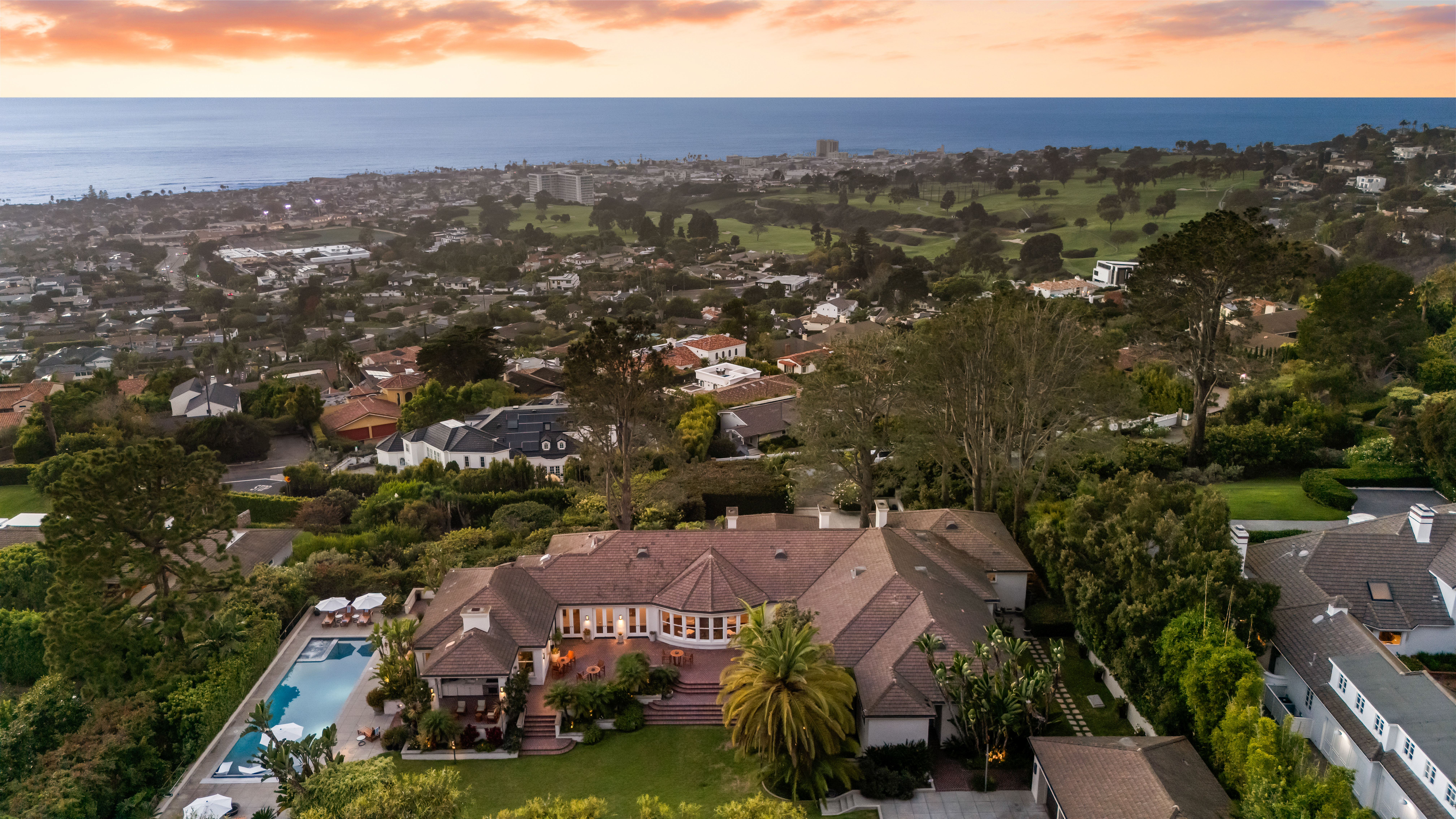  1515 El Camino Del Teatro, San Diego, CA 92037 - 物件實景