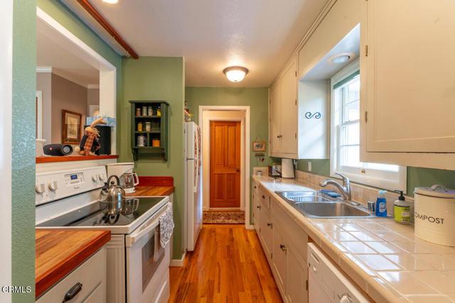 Mendocino, California, 95460, United States, 2 Bedrooms Bedrooms, ,1 BathroomBathrooms,Residential,For Sale,1921382