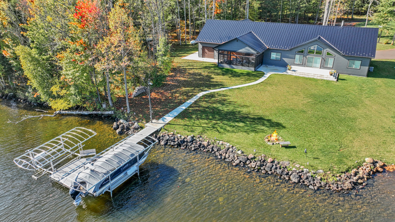 Marenisco, Wisconsin, 49947, United States, 4 Bedrooms Bedrooms, ,4 BathroomsBathrooms,Residential,For Sale,1984446