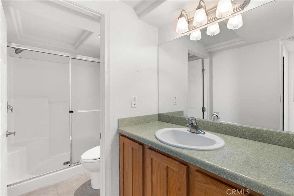 Newport Beach, California, 92663, United States, 2 Bedrooms Bedrooms, ,2 BathroomsBathrooms,Residential,For Sale,1917614