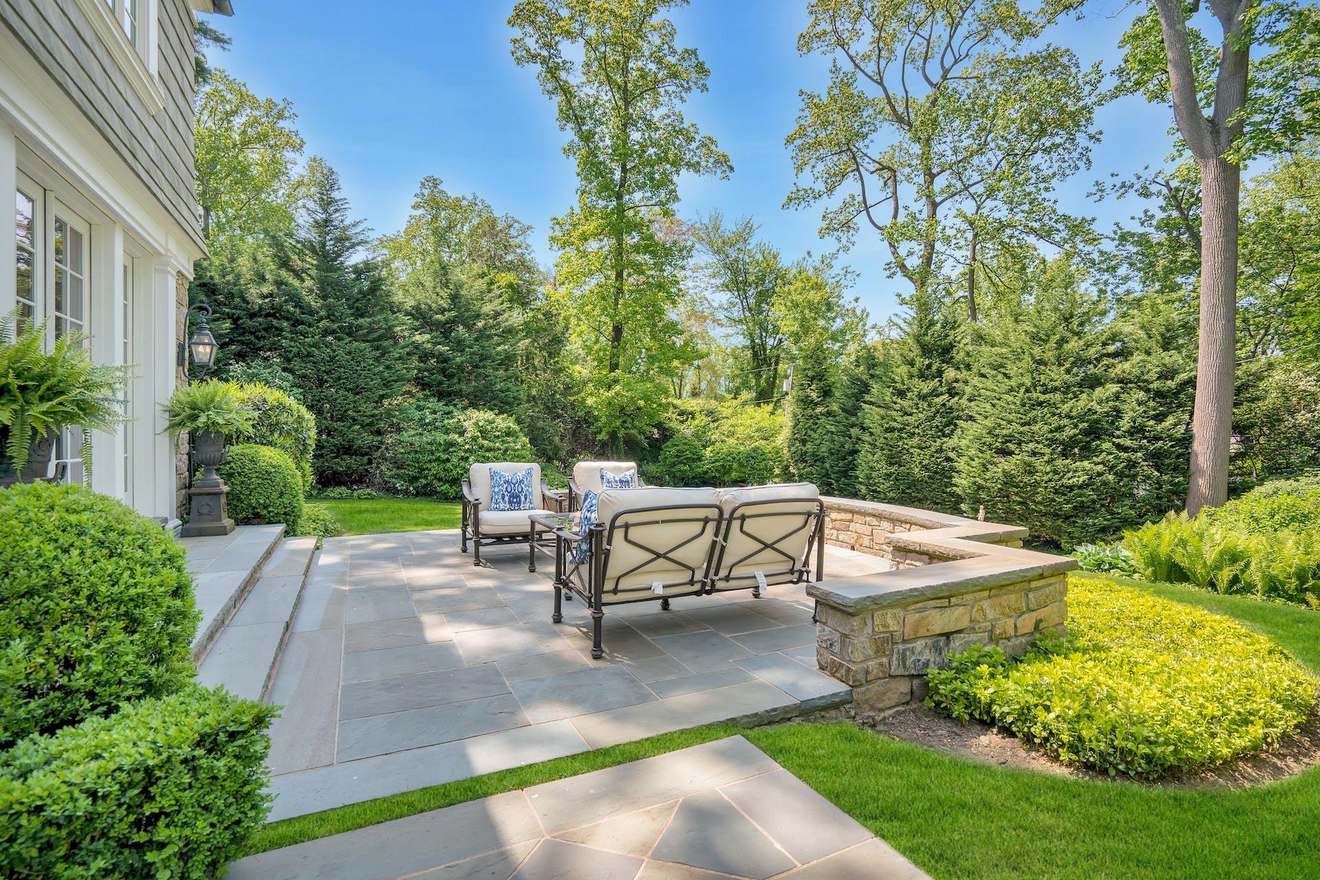 Manhasset, New York, 11030, United States, 5 Bedrooms Bedrooms, ,11 BathroomsBathrooms,Residential,For Sale,1838015