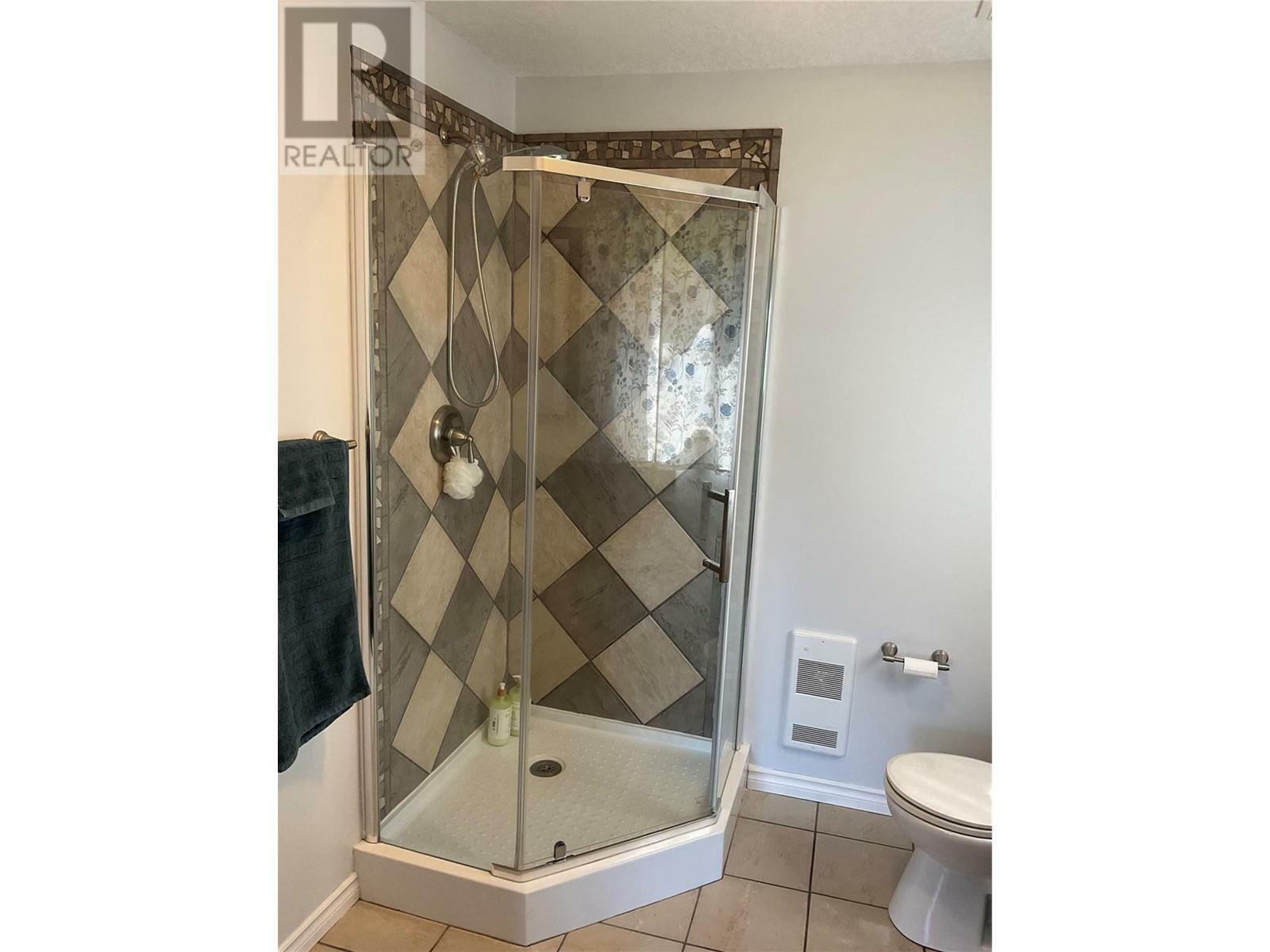 BURTON, British Columbia, V0G 1E0, CA, 4 Bedrooms Bedrooms, ,3 BathroomsBathrooms,Residential,For Sale,1836821
