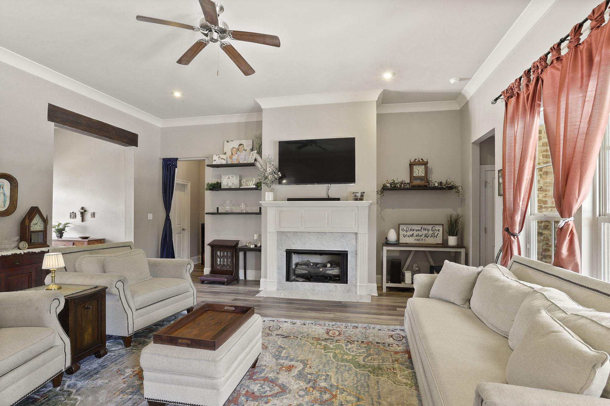 Zachary, Louisiana, 70791, United States, 4 Bedrooms Bedrooms, ,4 BathroomsBathrooms,Residential,For Sale,1868293