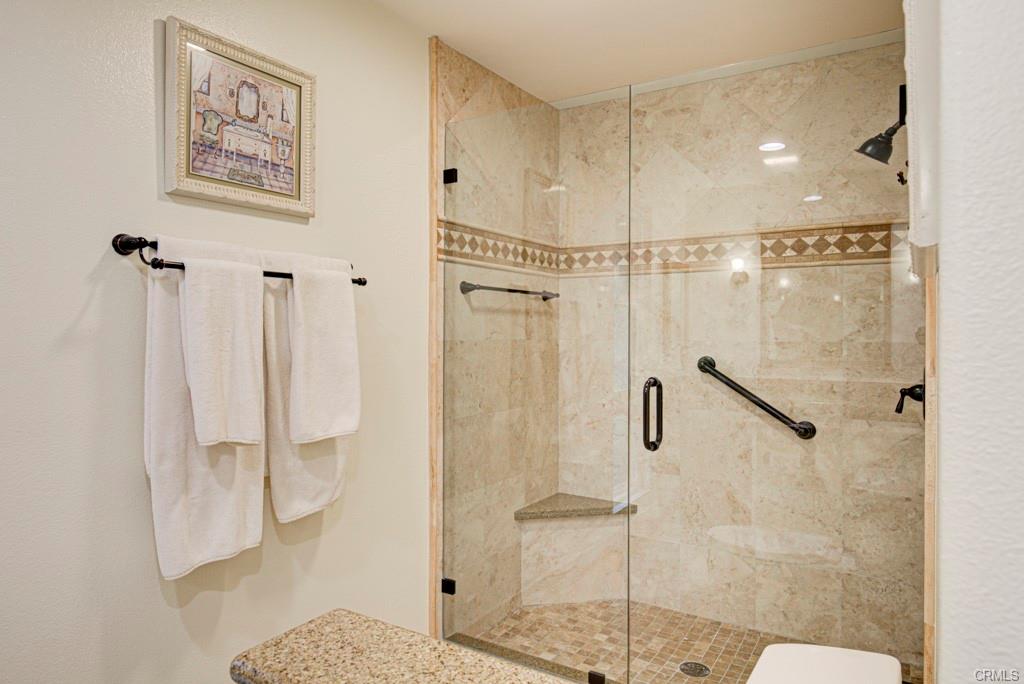 Laguna Woods, California, 92637, United States, 2 Bedrooms Bedrooms, ,Residential,For Sale,2005707