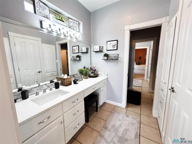 Artesia, New Mexico, 88210, United States, 4 Bedrooms Bedrooms, ,6 BathroomsBathrooms,Residential,For Sale,2015339