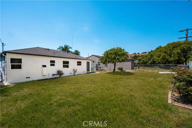 Los Angeles, California, 90032, United States, 2 Bedrooms Bedrooms, ,1 BathroomBathrooms,Residential,For Sale,2049026