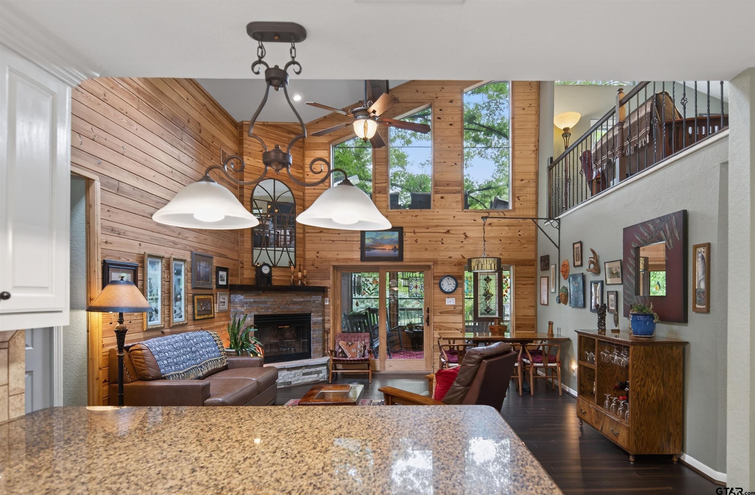 Scroggins, Texas, 75480, United States, 3 Bedrooms Bedrooms, ,2 BathroomsBathrooms,Residential,For Sale,2039986
