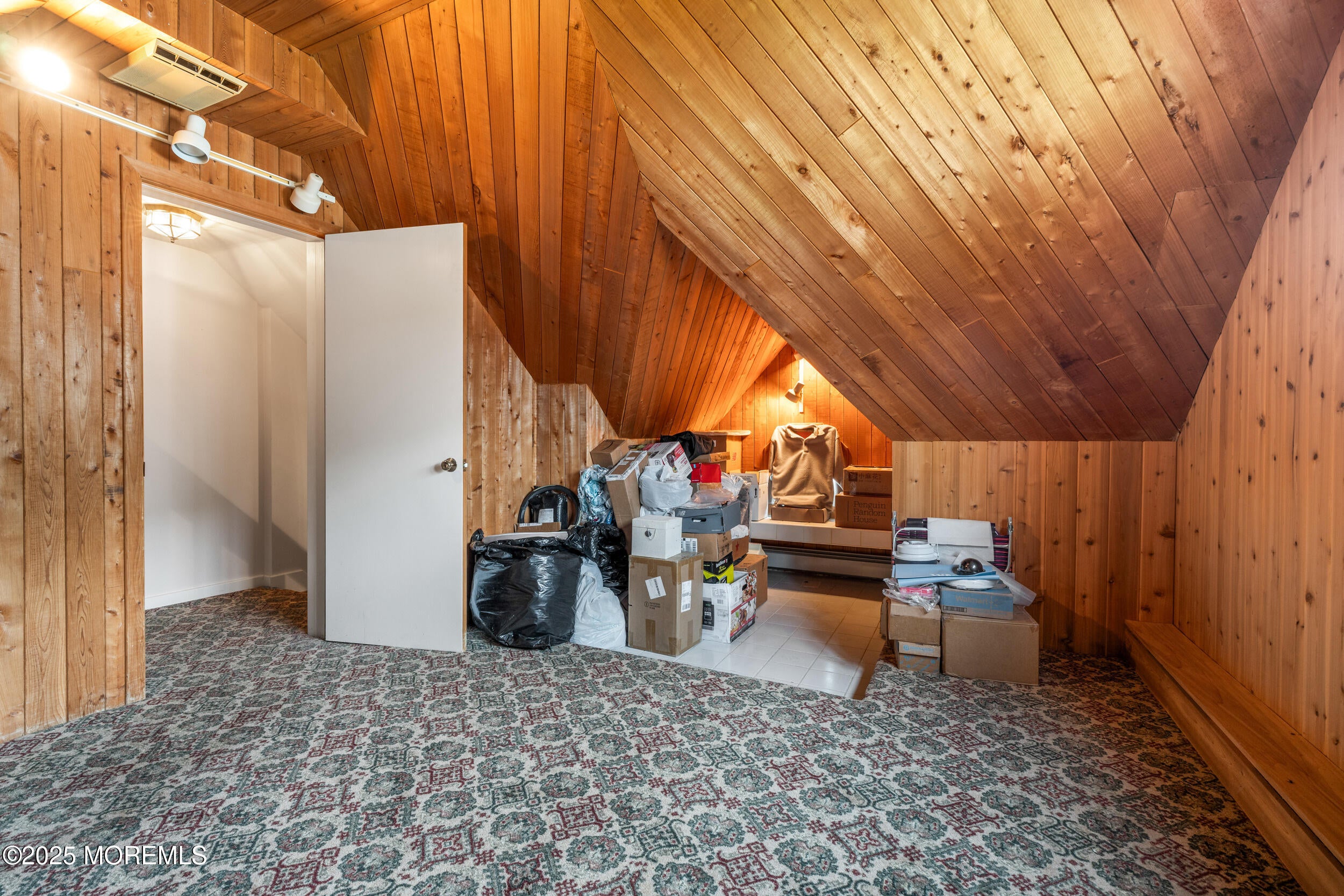 Allenhurst, New Jersey, 07711, United States, 6 Bedrooms Bedrooms, ,4 BathroomsBathrooms,Residential,For Sale,1977688