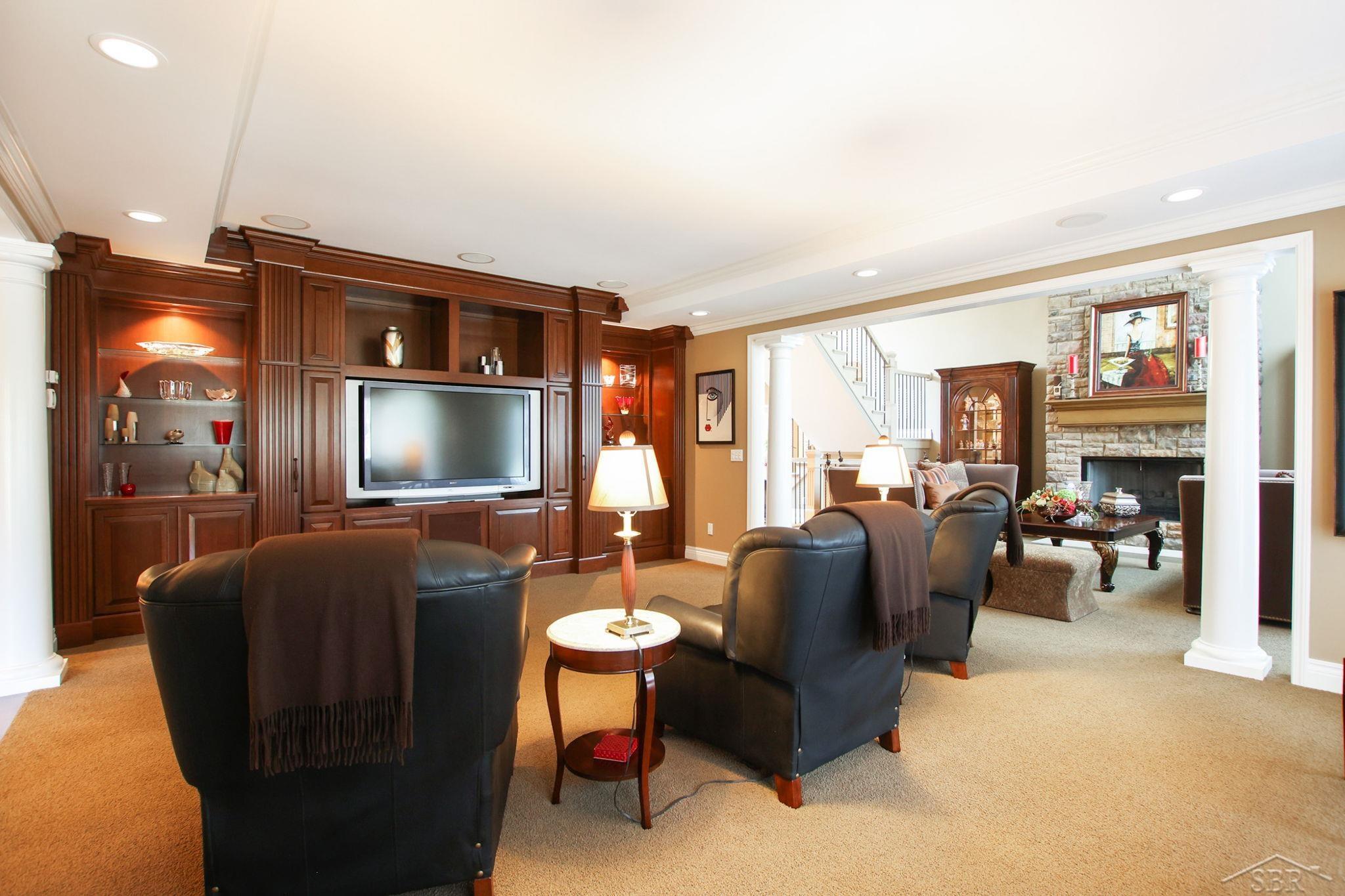 210 Golfview, Saginaw, Michigan, 48638, United States, 4 Bedrooms Bedrooms, ,6 BathroomsBathrooms,Residential,For Sale,210 Golfview,1320030