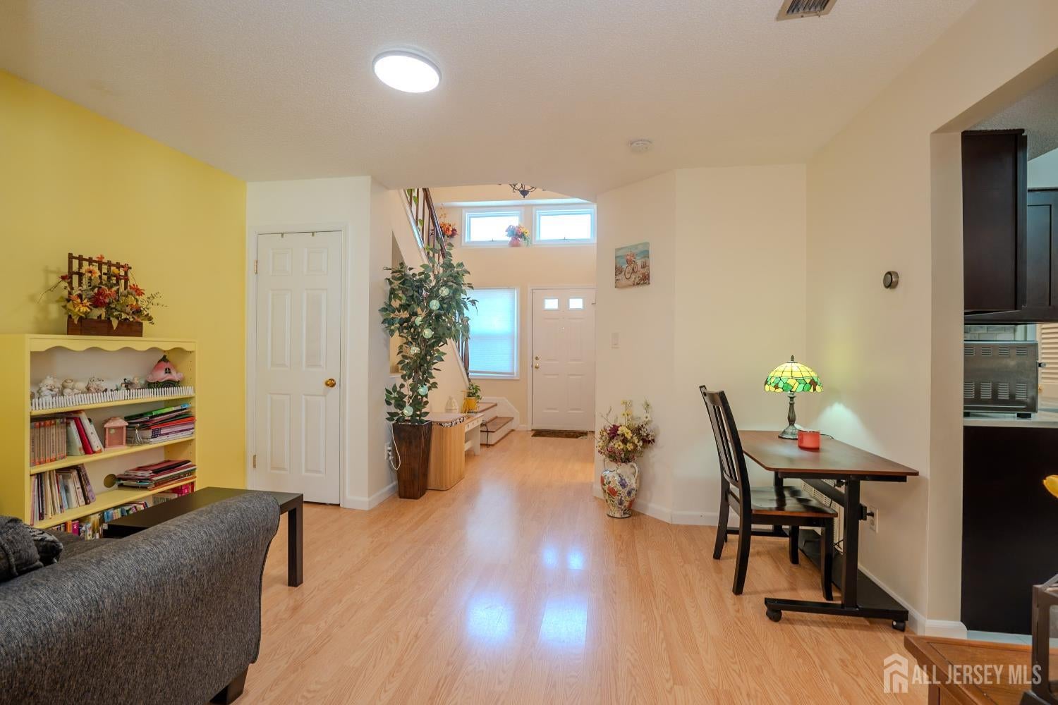 East Brunswick, New Jersey, 08816, United States, 3 Bedrooms Bedrooms, ,3 BathroomsBathrooms,Residential,For Sale,1938426