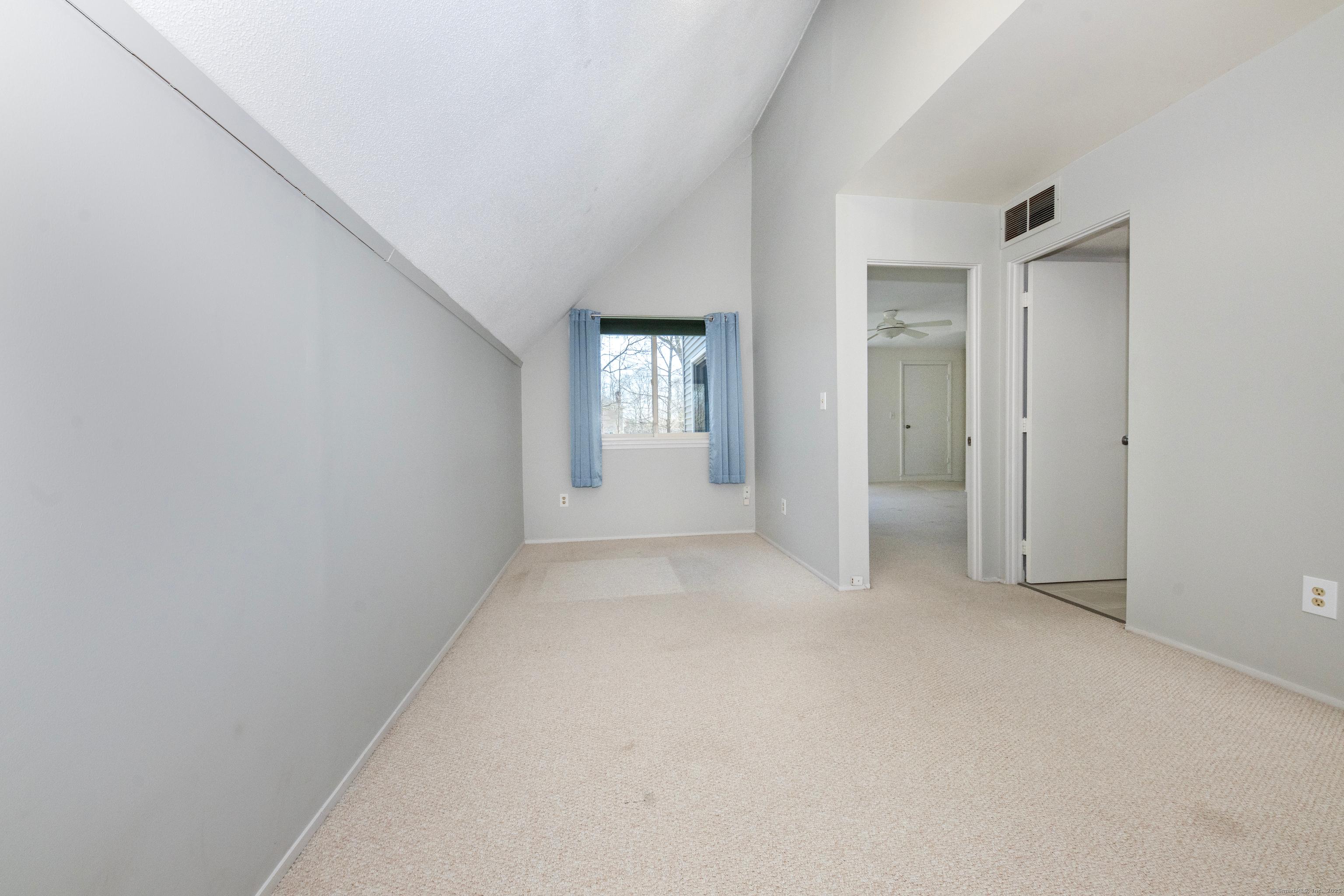 Guilford, Connecticut, 06437, United States, 3 Bedrooms Bedrooms, ,2 BathroomsBathrooms,Residential,For Sale,1935786