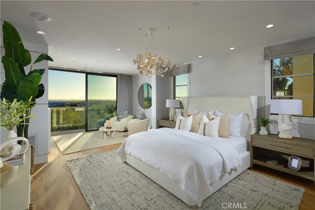 Corona del Mar, California, 92625, United States, 4 Bedrooms Bedrooms, ,5 BathroomsBathrooms,Residential,For Sale,1992054