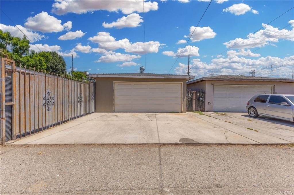 Compton, California, 90221, United States, 3 Bedrooms Bedrooms, ,2 BathroomsBathrooms,Residential,For Sale,1922771